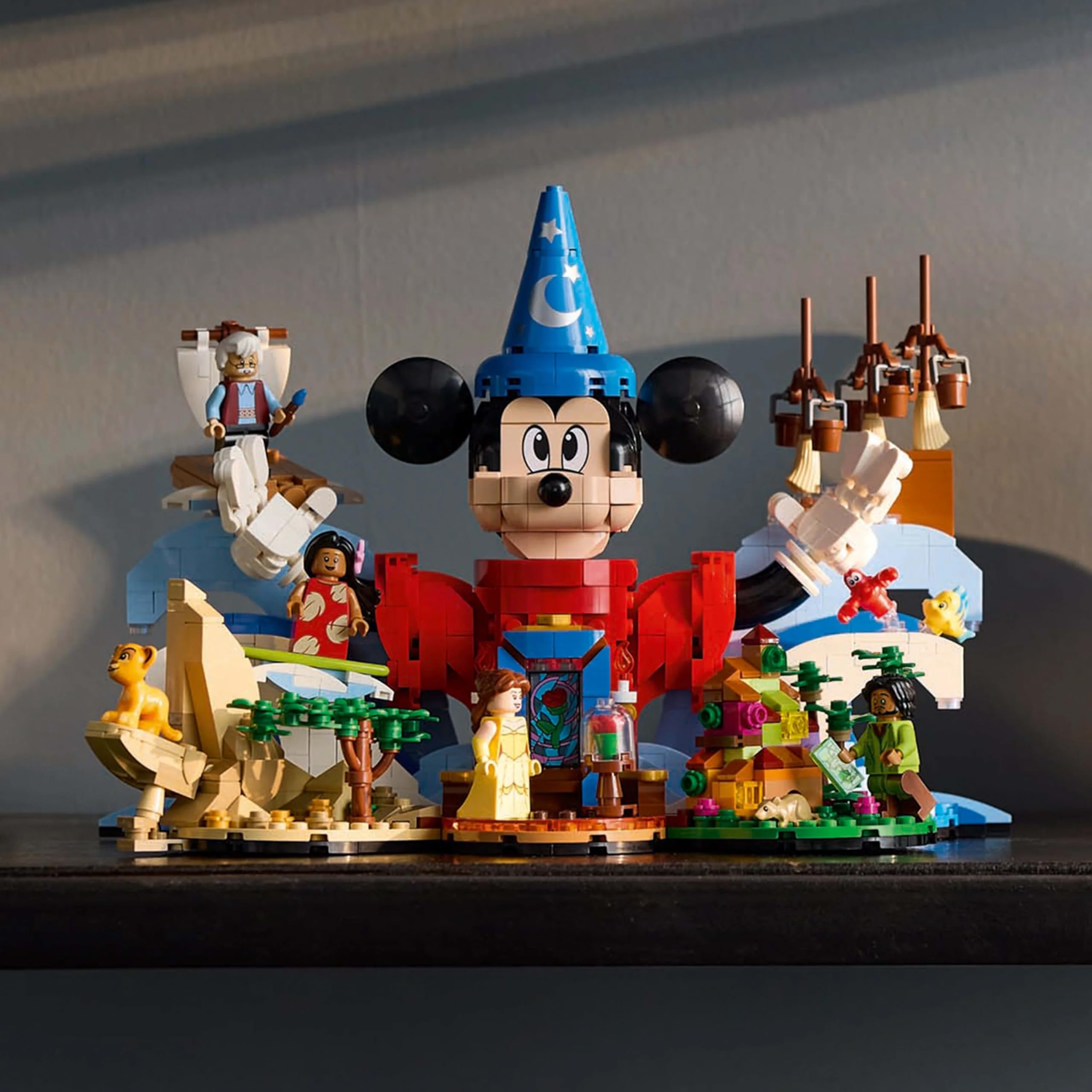 Amazon.co.jp: レゴ(LEGO) アイデア ディズニーマジック 21352 18歳