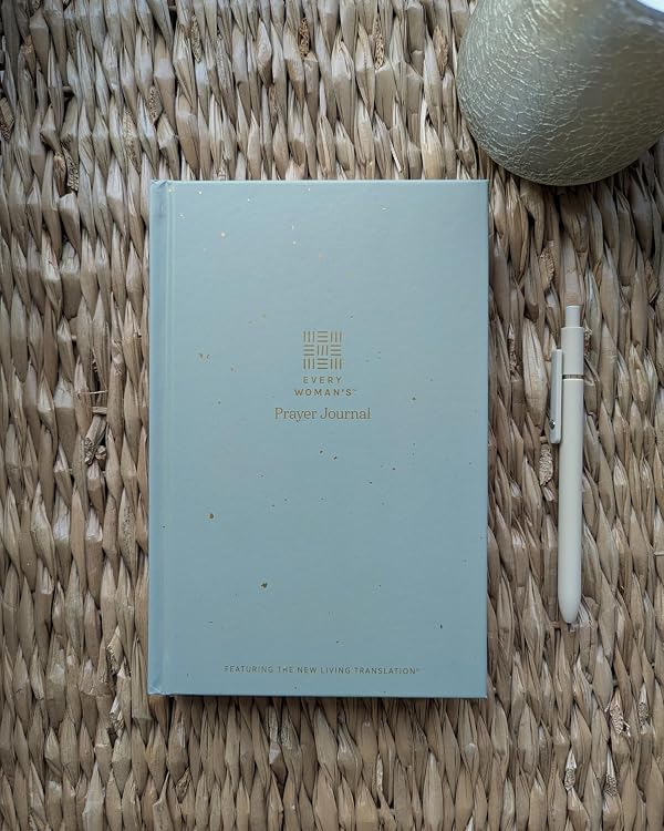 Every Woman's Prayer Journal: Featuring the New Living Translation by Tyndale - Image 4