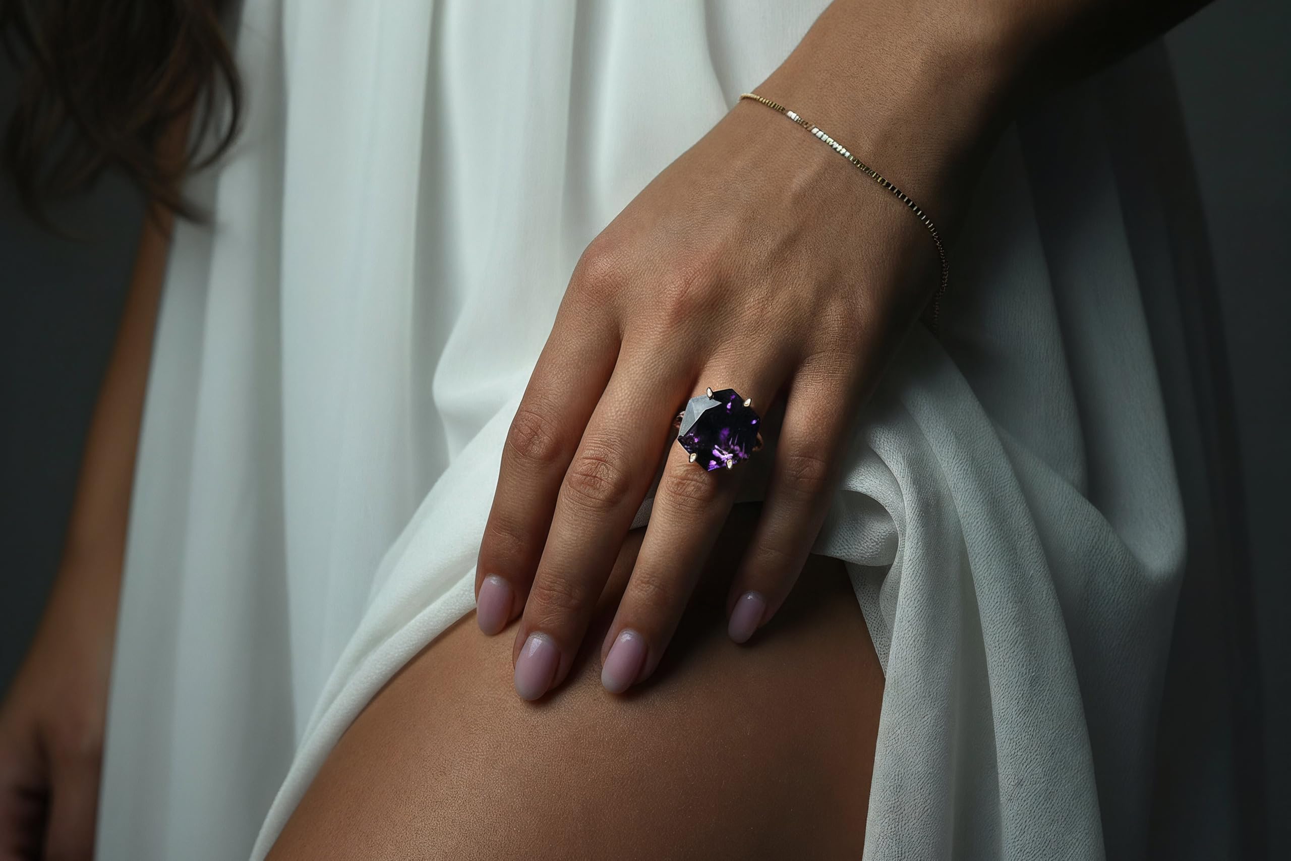 Opulente mit Amethyst Ringe aus 14k Gold - Elegante Geburtsstein Ringe für Frauen - Individuelle Frauen Edelstein Ringe, Aussage Ringe, Mode Ringe - Wählen Sie Ihr Material - Alle Größen Verfügbar