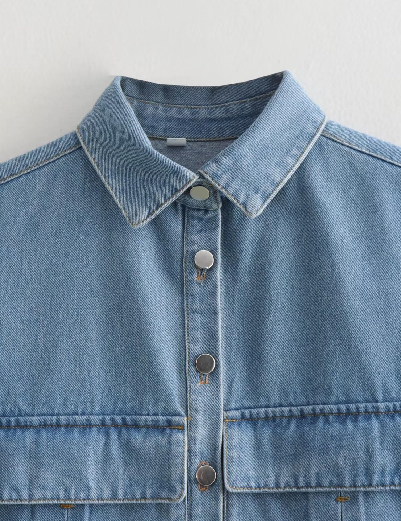 Perbai Camisa corta con botones para mujer, cuello sin mangas, holgada, de mezclilla, con bolsillos