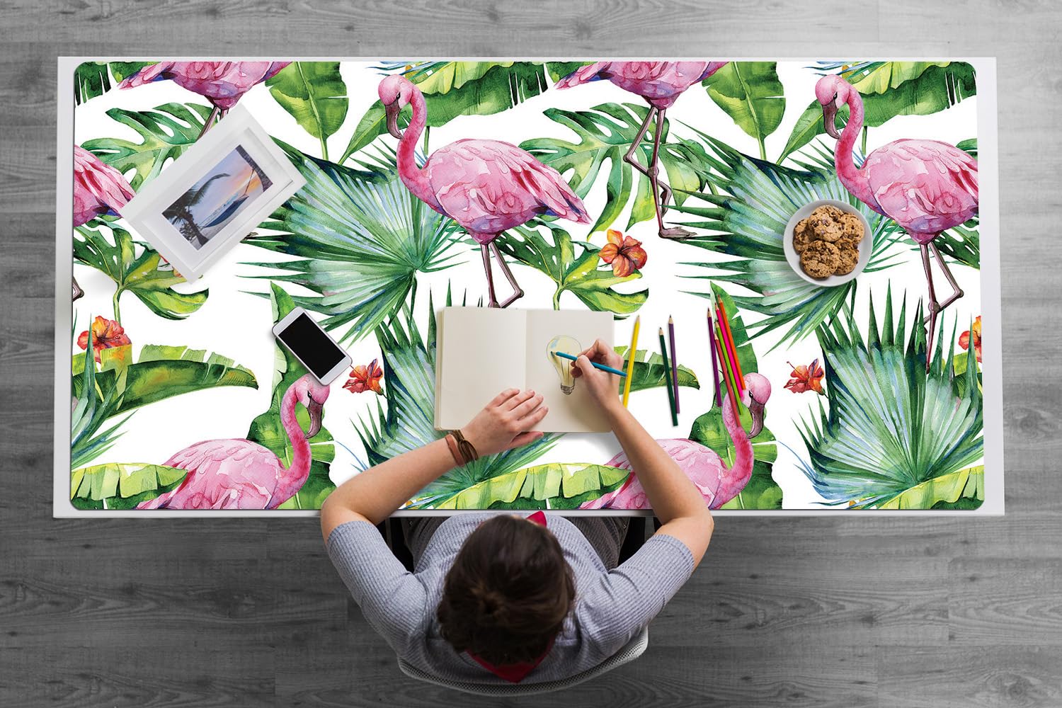 Sottomano da Scrivania 120x60 cm Superficie Protettiva Impermeabile per Ufficio e Casa Antiscivolo Protezione e Decorazione in Vinile PVC Facile da Pulire - Foglie e fenicotteri