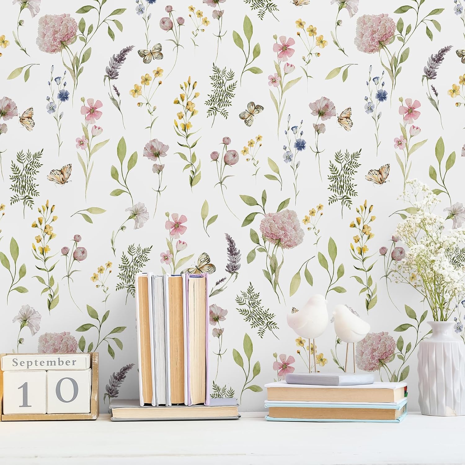 VEELIKE Watercolor Wildflower Floral Wallpaper Peel and Stick Vintage Flower Wallpaper for Bedroom Bathroom Nursery 17.7''x354'' Removable Self Adhesive Floral Contact Paper for Walls Cabinets Drawers