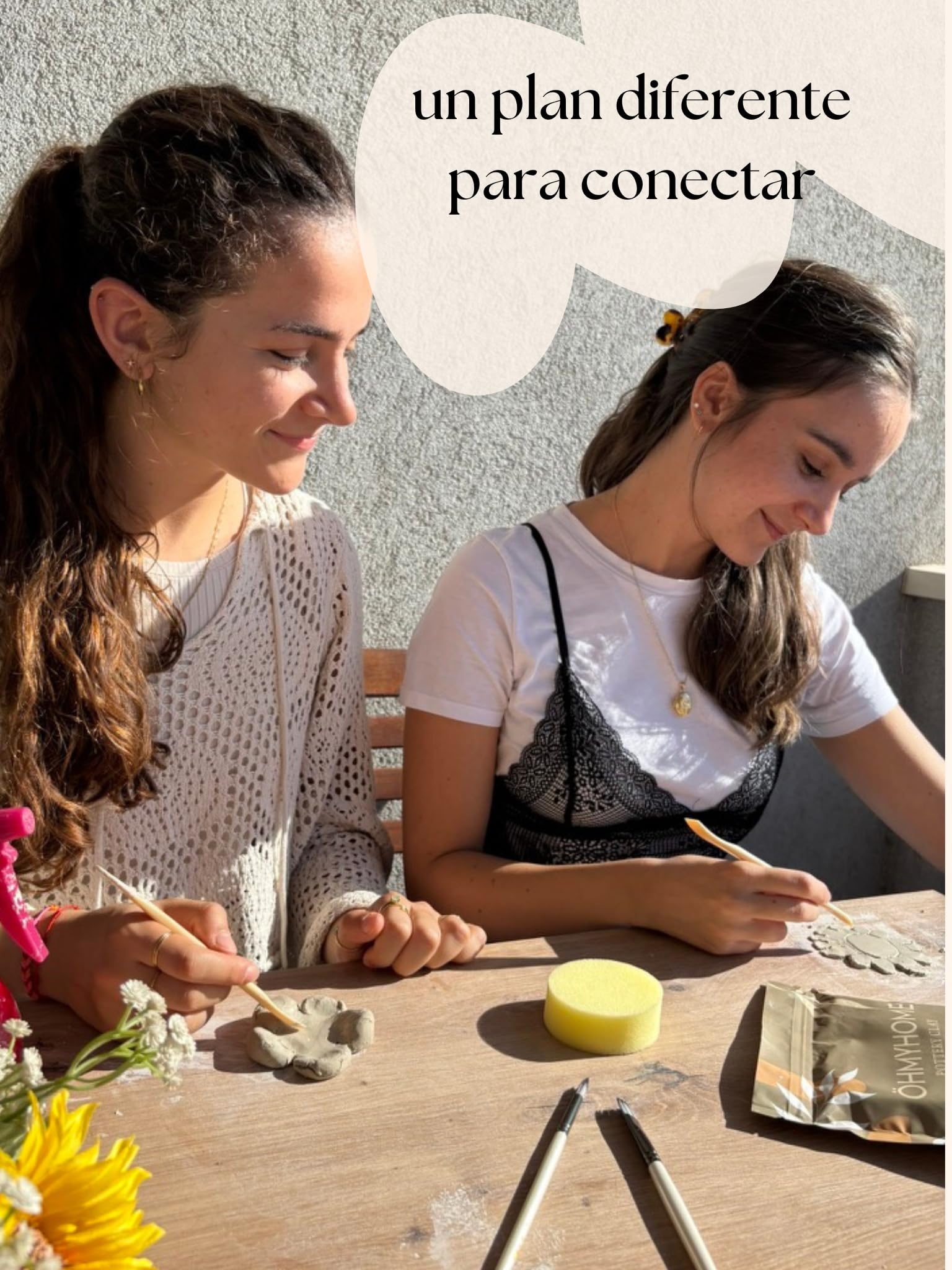 ÖHMYHOME Kit argilla essiccazione all'aria. Set di artigianato ecologico in argilla. Include vernice lucida, vernici pastello, strumenti, pennelli, spugna e manuale in spagnolo e inglese (Premium)