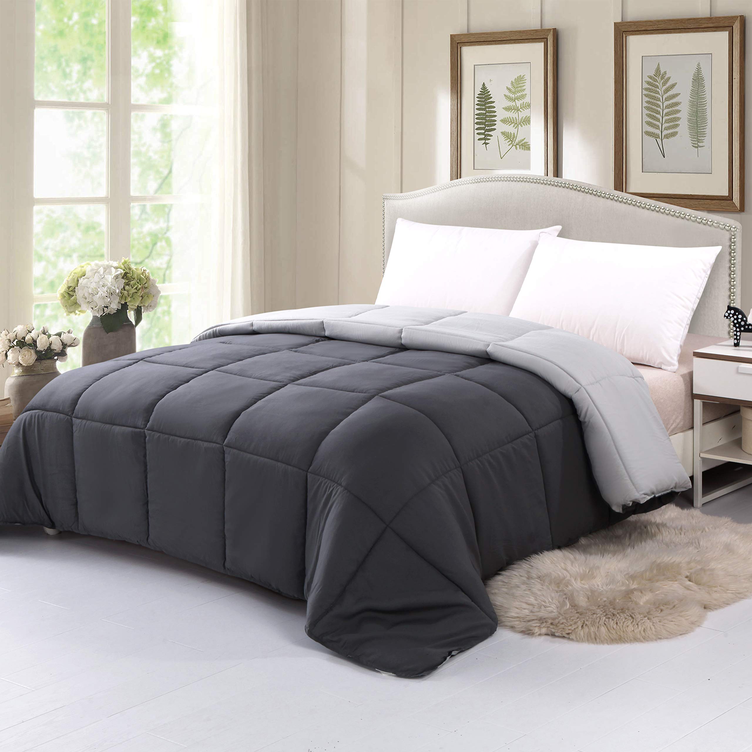 MOHAP Couette Bicolore 4 Saisons Légère 450g/m² 220x240cm - Réversible Hypoallergénique pour 2 Personnes, Gris Foncé + Gris Clair, Edredon