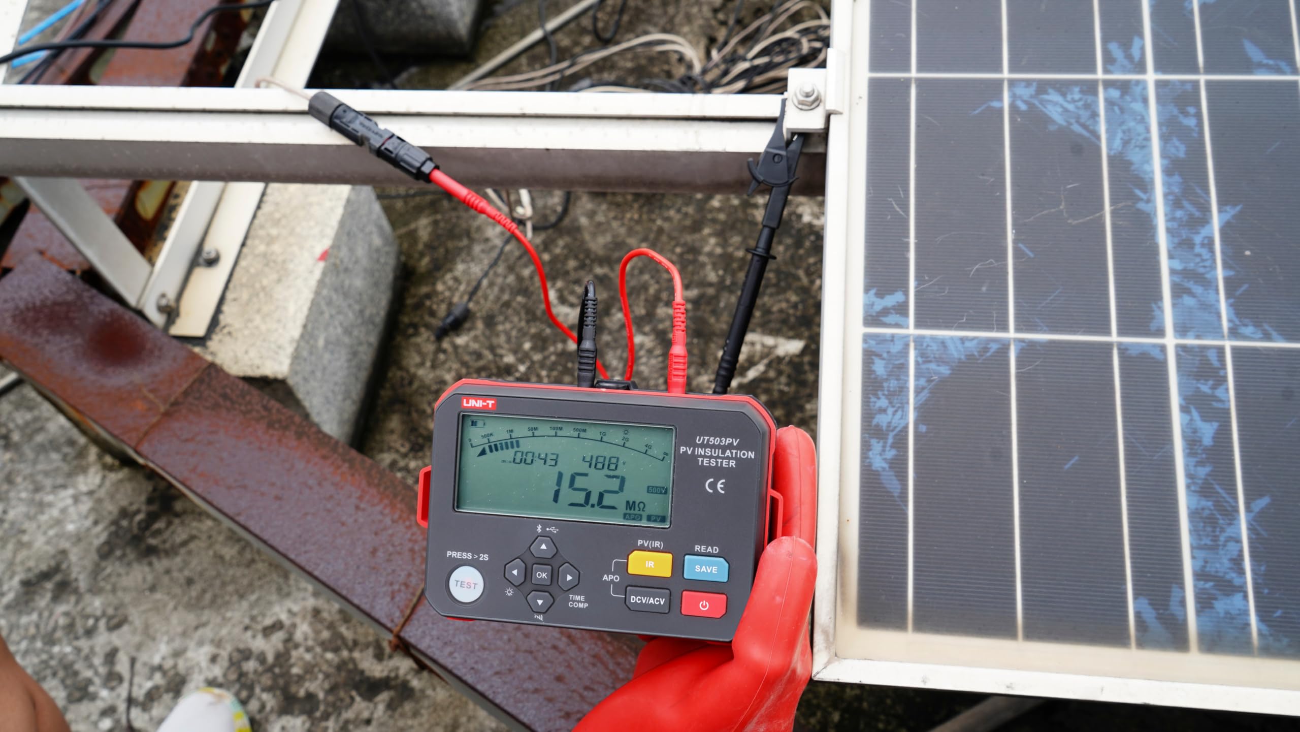 UNI-T Probador de resistencia de aislamiento fotovoltaico UT503PV