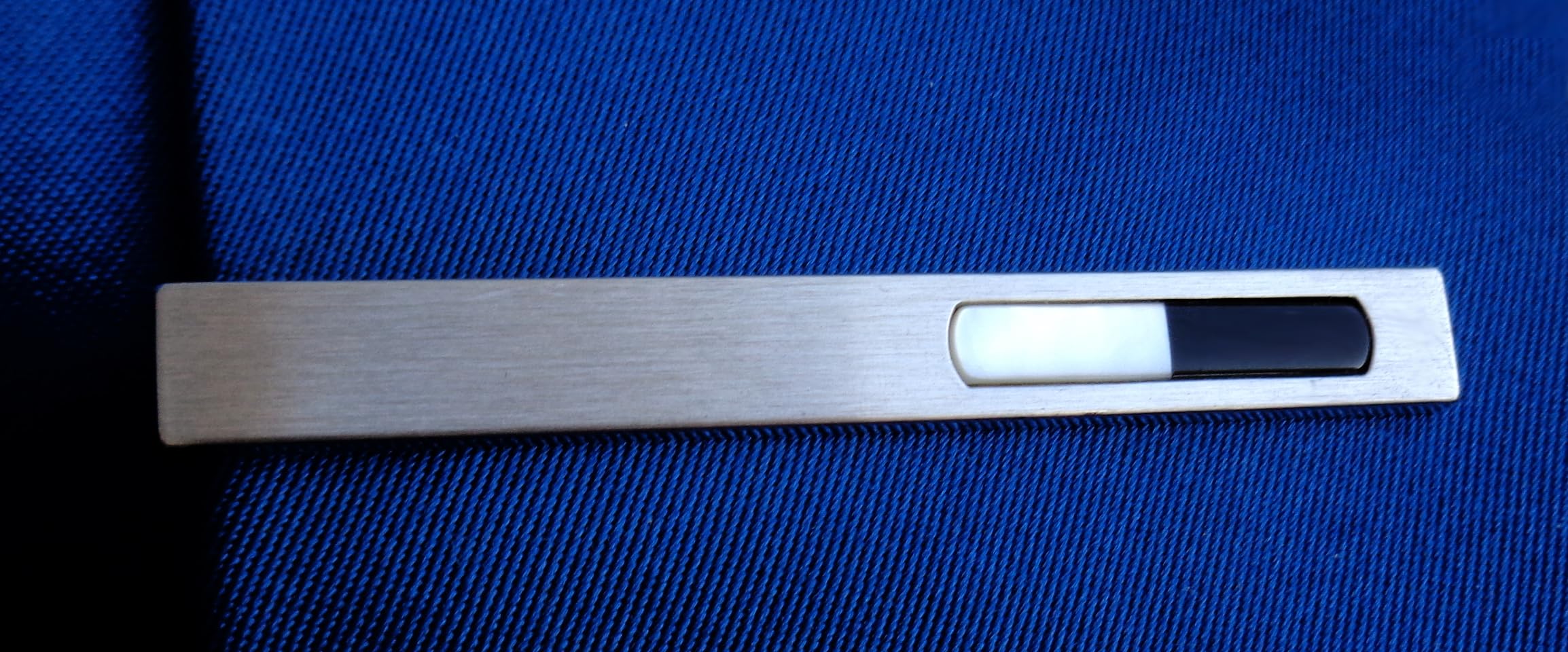 Krawattenschieber 925er Silber Krawattennadel matt + Perlmutt + Acryl ca. 6,6 cm lang m. i. Germany + schwarzer Exklusivbox