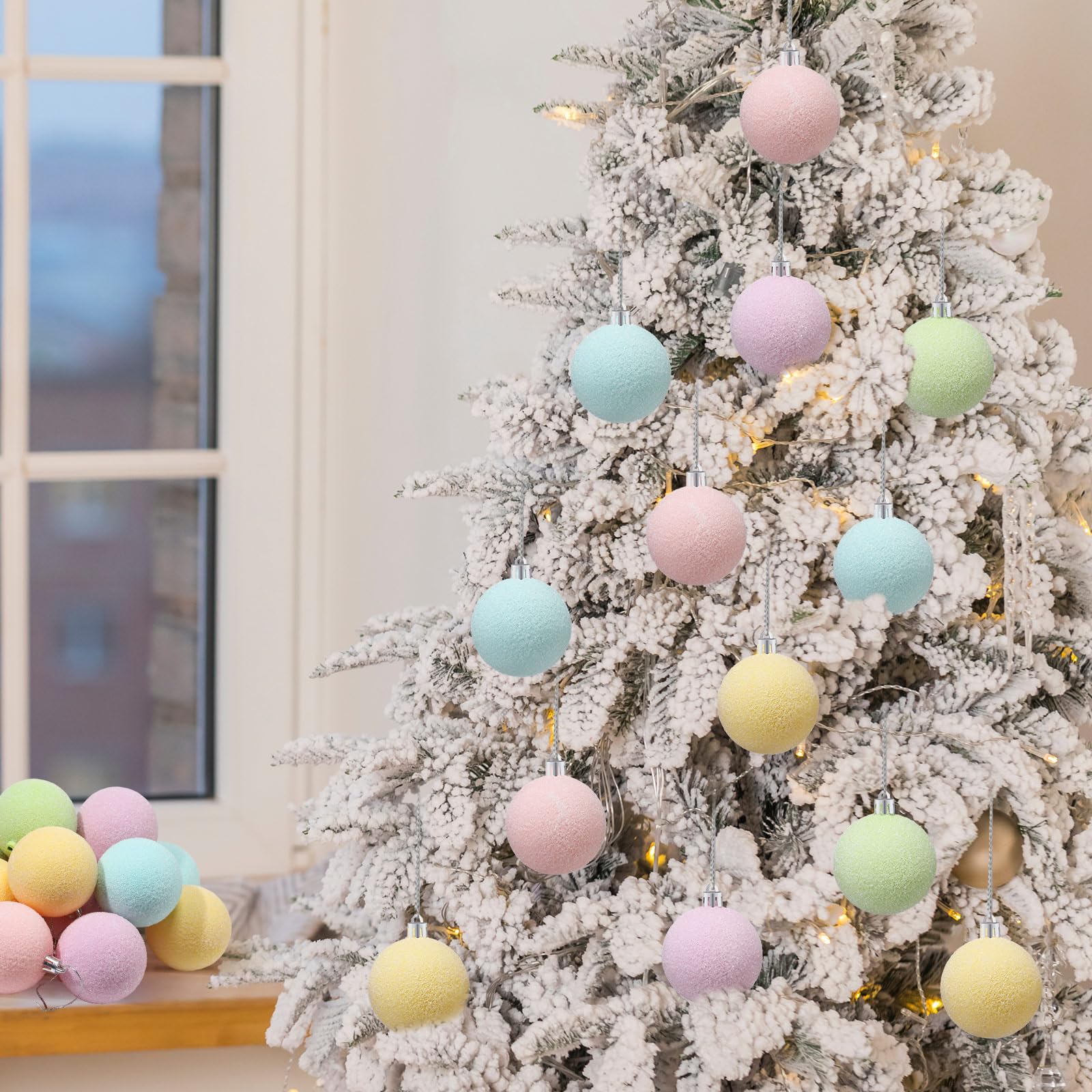 Gejoy Lot de 30 Boules de Noël Pastel à Suspendre - Incassables - Décoration de Noël - Rose pâle, Vert, Bleu, Arc-en-Ciel (givré, 6 cm)