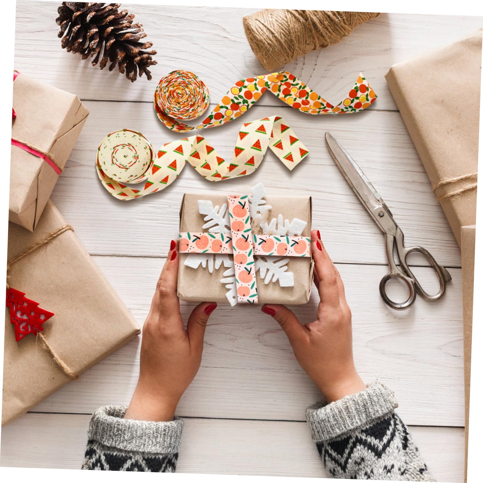 4 Rollen Sommerliches Stoffband mit Fruchtigem Melonenmuster in Verschiedenen Breiten Weiches und Robustes Nylongarn für Geschenkverpackung Blumensträuße und DIY Dekorationen