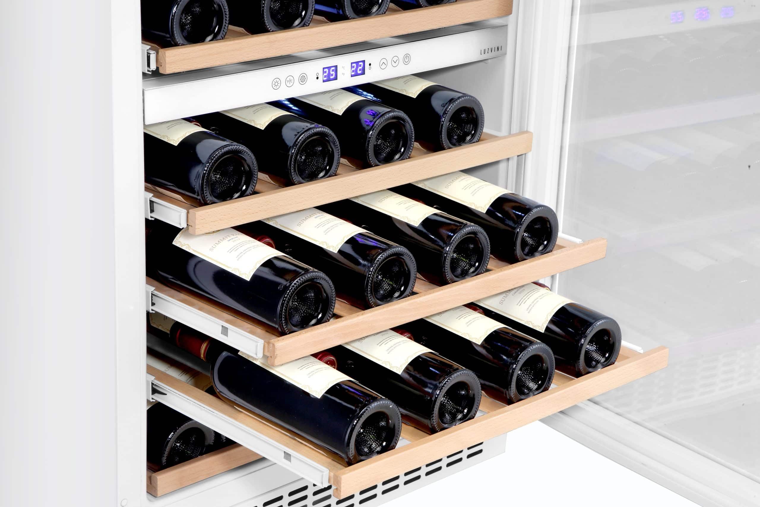 LV45W Weißer Einbau-Weinklimaschrank - Weinkühlschrank mit 2 Zonen - 45 Flaschen, geringer Energieverbrauch 116 kWh, Kompressorkühlung und 6 ausschiebbare Auflageflächen aus Buchenholz