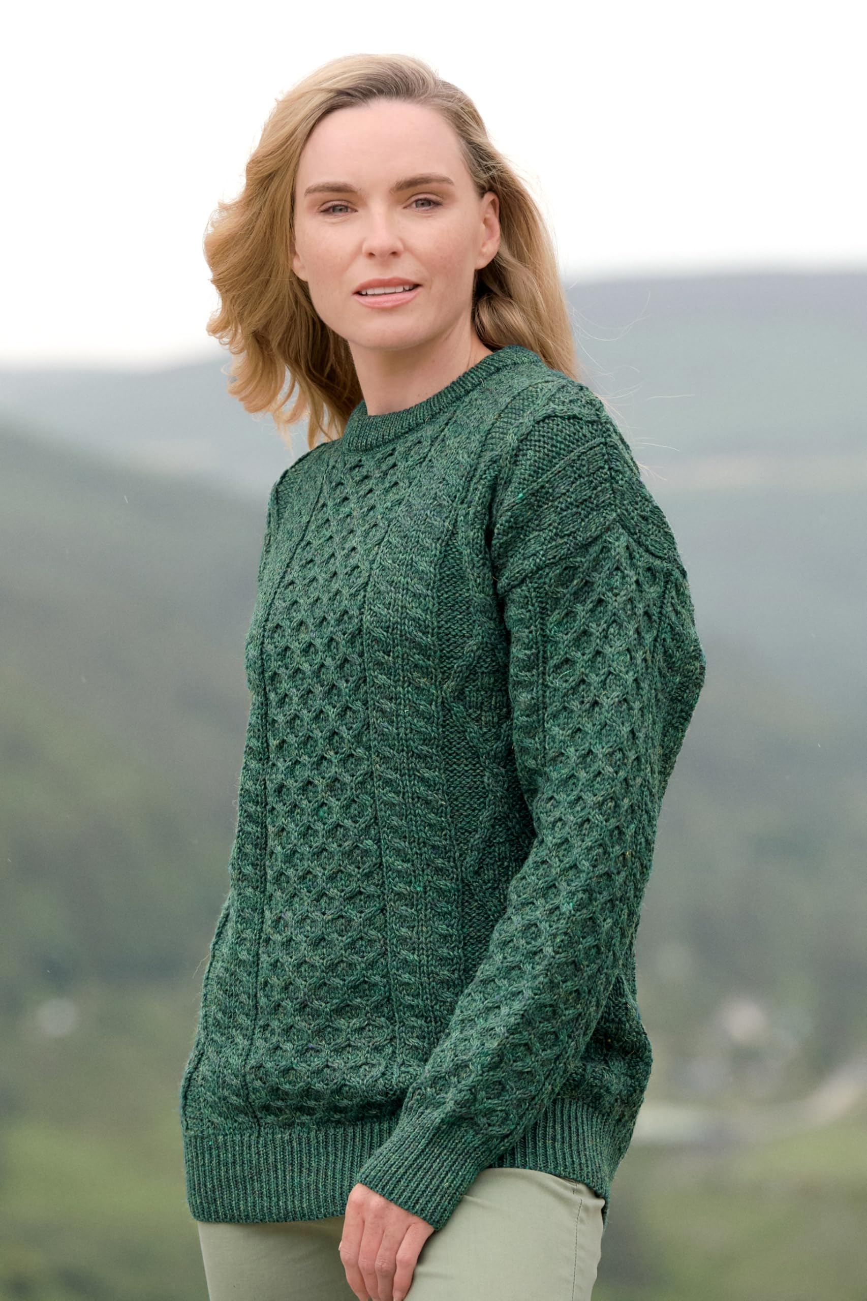 Aran Crafts Irischer weicher Zopfstrickpullover mit Rundhalsausschnitt (100% Reine Schurwolle)