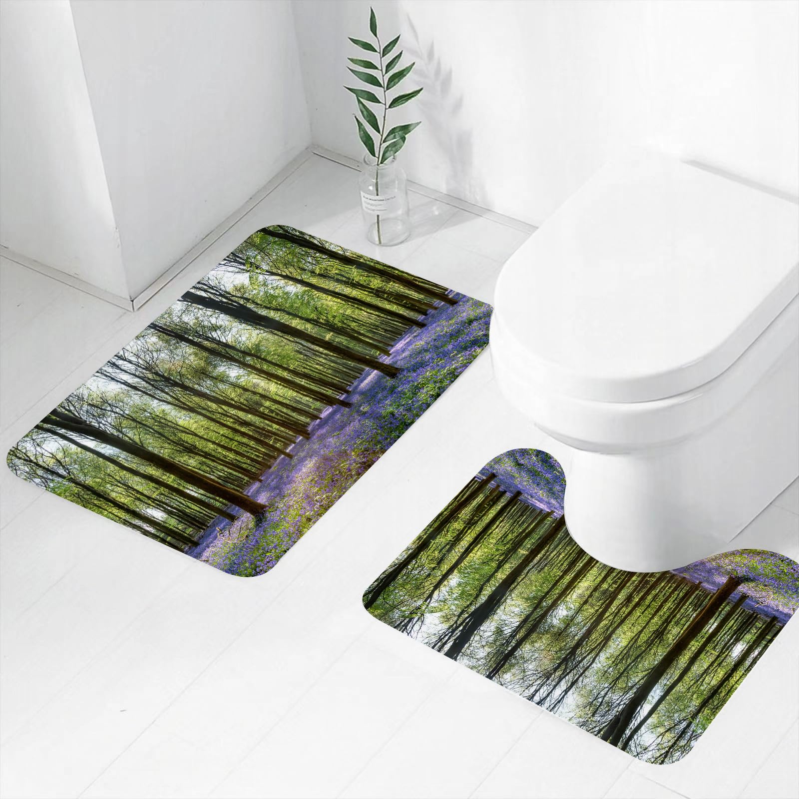 Set di 2 tappetini da Bagno, Lavabili in Lavatrice e Antiscivolo, in Morbida Fibra Superfine, con Motivo di campanule nel Bosco di Wepham, Fiori e paesaggi rurali.