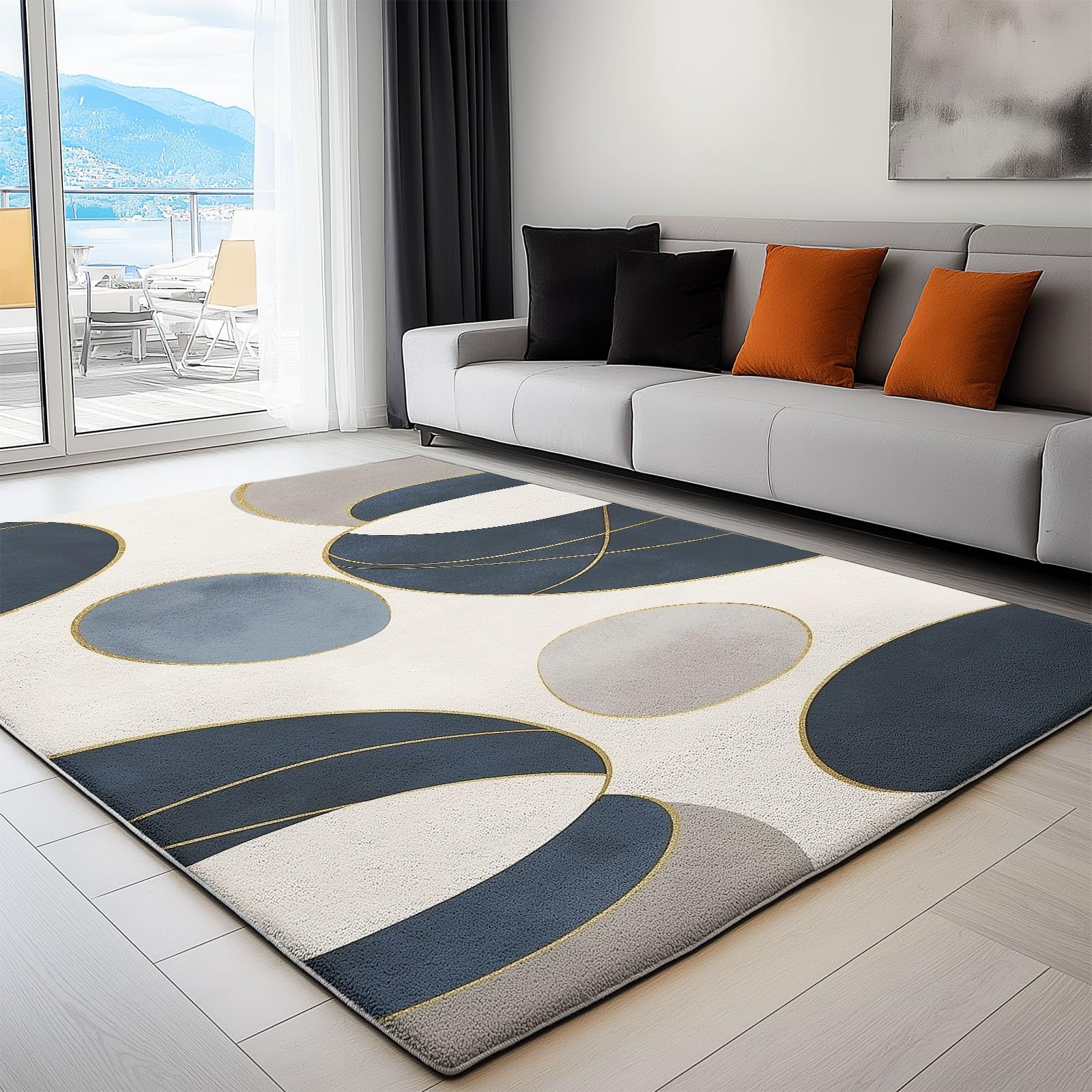 Tapis doux à poils courts beige pour réchauffer le sol froid de la chambre