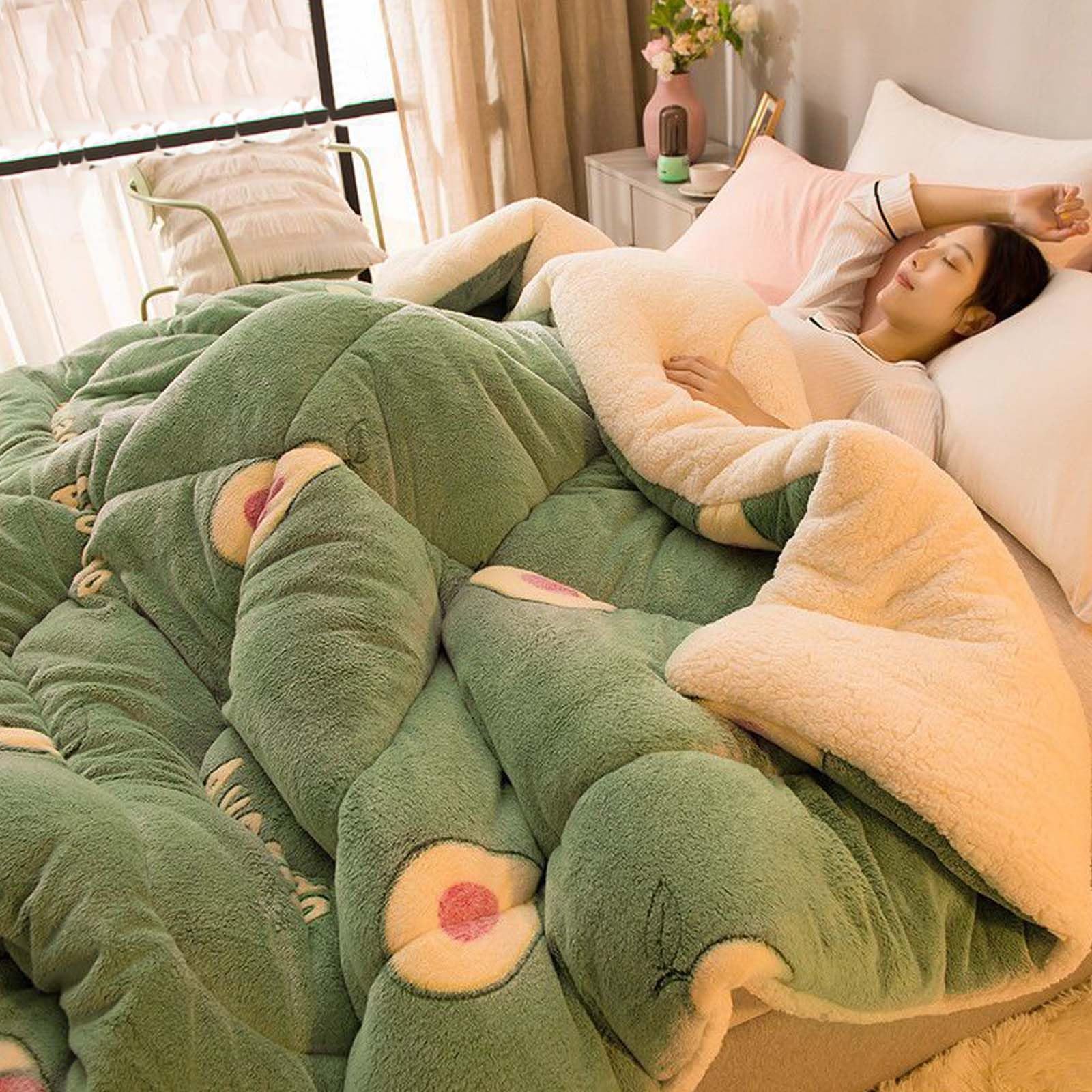 lsxlkha Thickened Super Soft Insulation Winter Quilt,Breathable Warm Bed Comforter, Faux Cashmere Quilt Wool Autumn and Winter Thickened Warm Quilt 150x200cm 3.5kg
