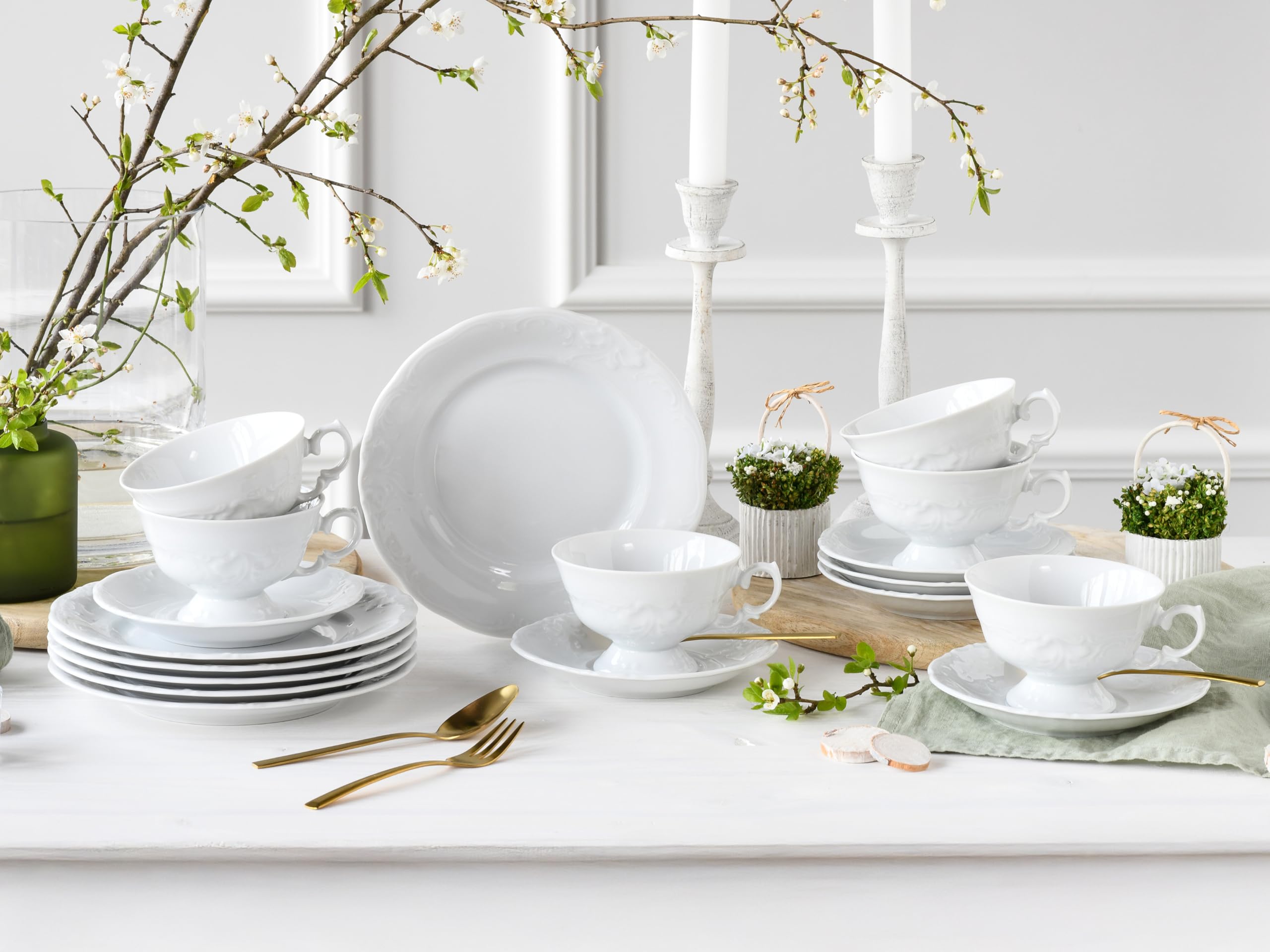 CreaTable, 24622, seria Frederike biały, 18-częściowy zestaw naczyń dla 6 osób, porcelanowy serwis do kawy, nadaje się do mycia w zmywarce i używania w kuchence mikrofalowej, wyprodukowano w Europie