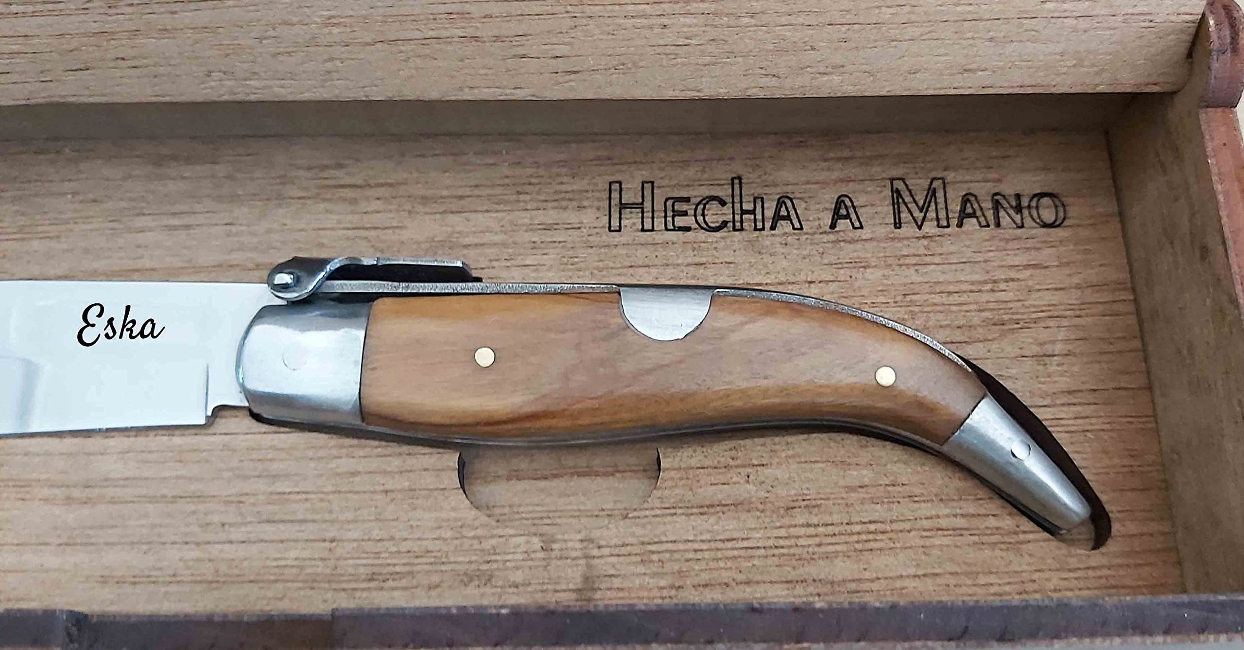 Navaja Teja Madera Natural Olivo 8,5 cm. Modelo Albacete Personalizada con tu Nombre. ALBAINOX
