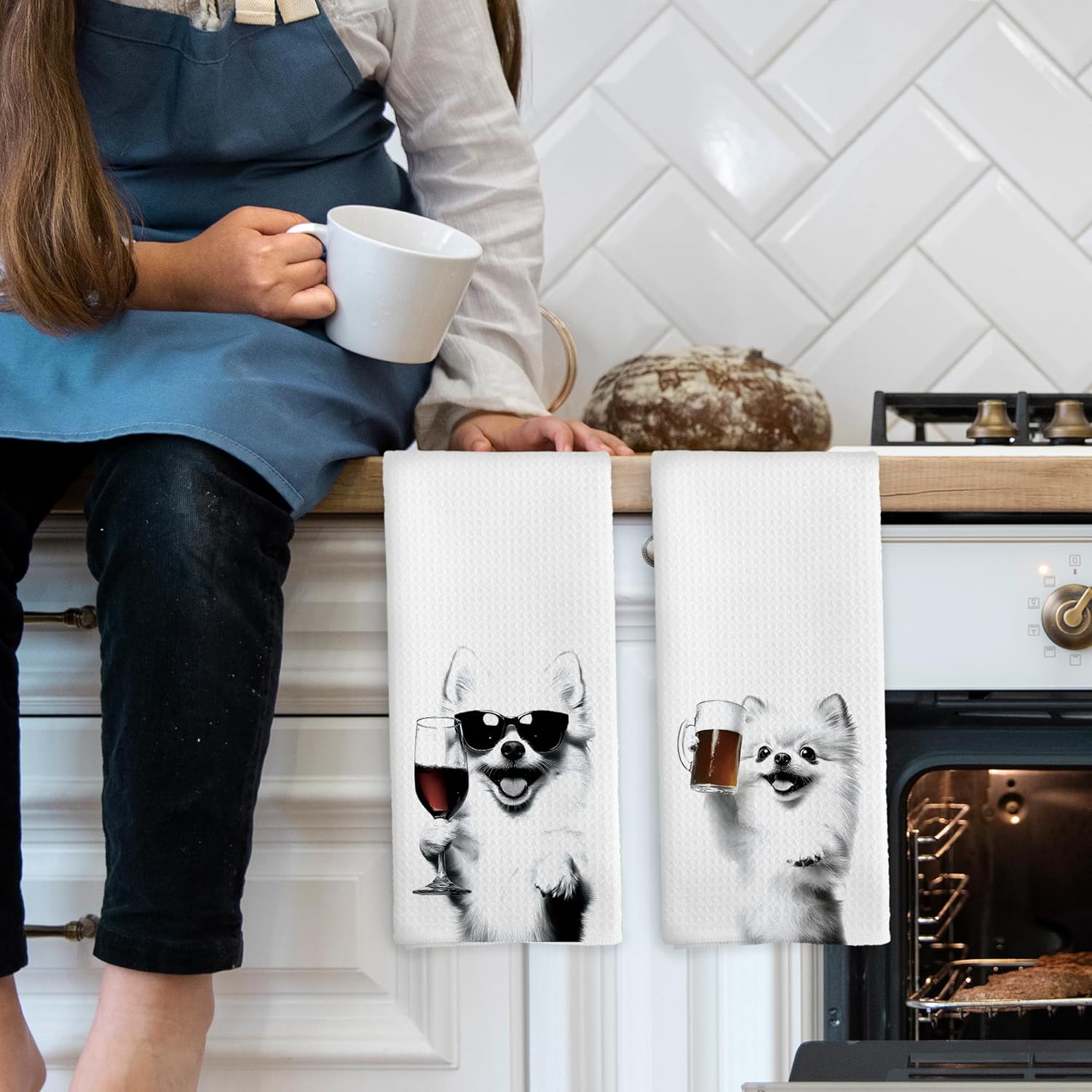 Pomeranian Kitchen Towels Set of 2, Bar Decor, Funny Kitchen Decor, Wine Lovers Hand Towel, Black and White Dog Owner Gifts Dining Room Kitchen Decorative Tea Towels 16x24 Inch