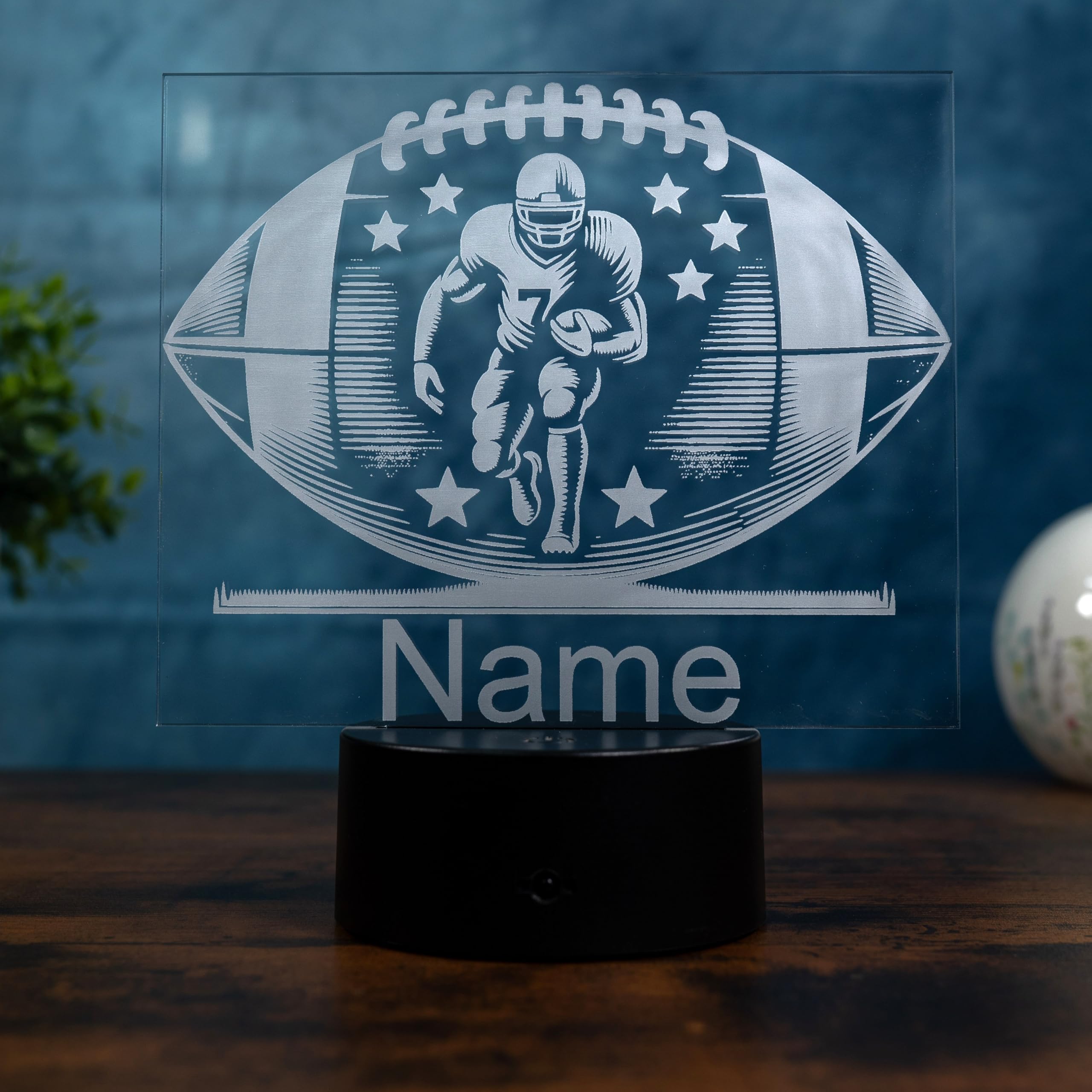 Personalisierte LED Football Lampe – Nachtlicht & Tischlampe mit Name – American Football Geschenk für Kinder, Jugendliche & Erwachsene – Football Deko für Zuhause & Vereinsheim, 16 Farben dimmbar