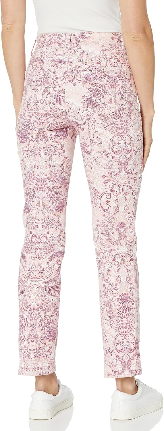 Gloria Vanderbilt Women’s Amanda Classic High Rise Tapered Jean Petite