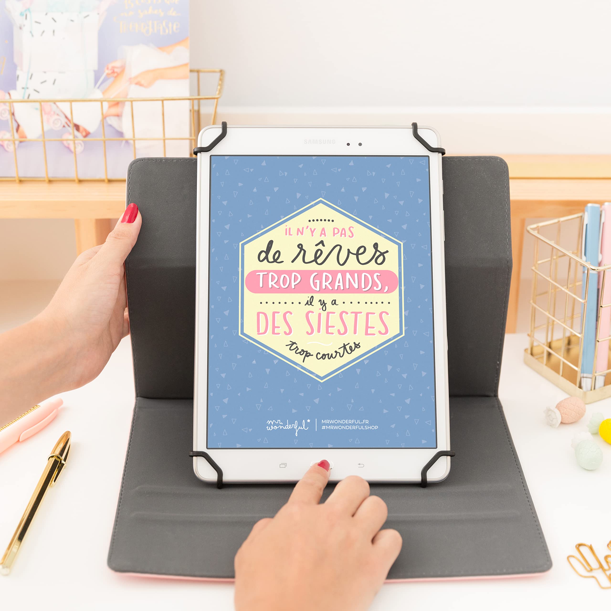 Mr Wonderful Wondee Funda Tablet Universal de 9,7" a 10,2" Pulgadas - Tipo Libro con Diseño Moments, Rosa