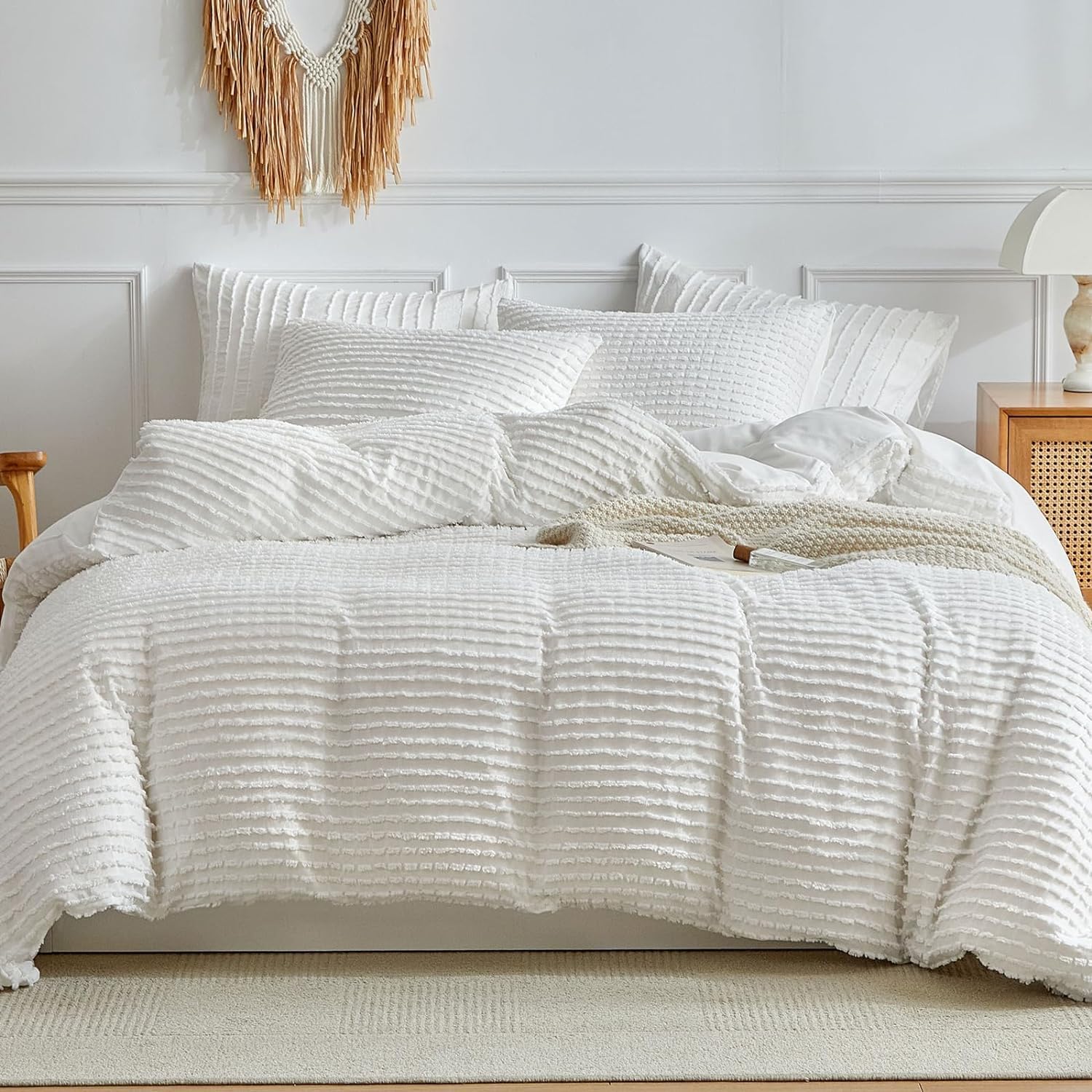 Menkala Bed Linen 200 x 220 cm White Boho Striped Tufted Stripes
