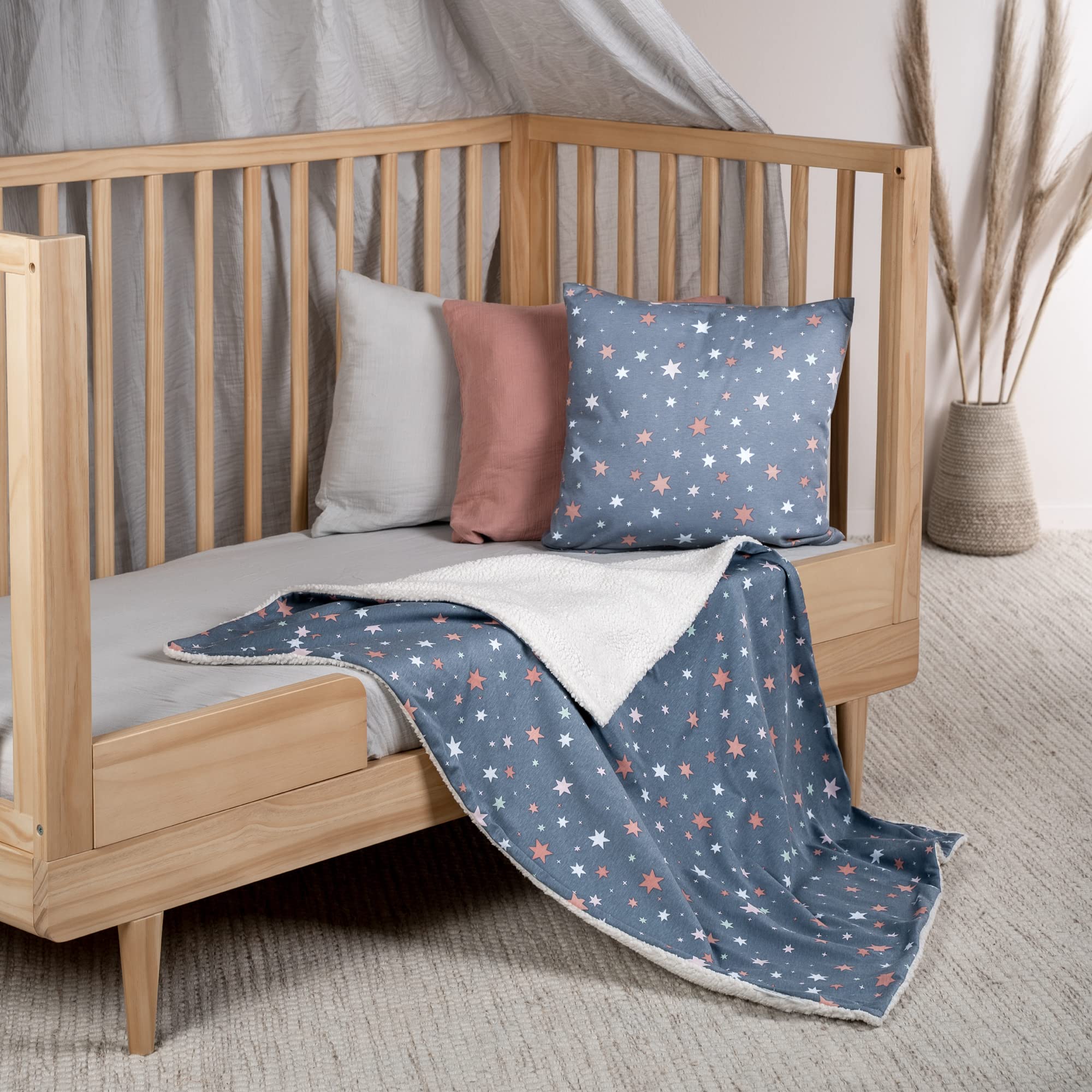 Julius Zöllner Winterdecke aus Baumwoll-Jersey und kuscheligem Teddy-Stoff | Gr. 70x100 cm | Made in Germany | OEKO-TEX® STANDARD 100 | Shiny Stars
