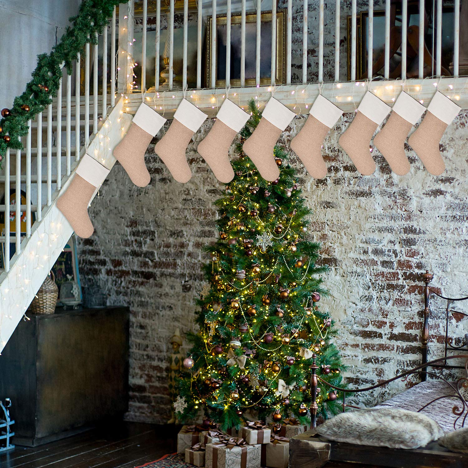 Sunshane Lot de 9 Bas de Noël en Toile de Jute à Suspendre pour cheminée - Décoration de Noël - Bricolage - Lin