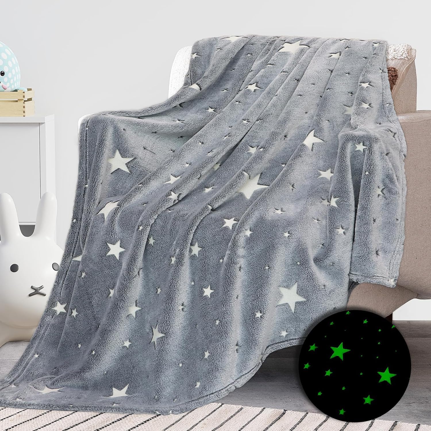 ALUNME Glow in the Dark Star Print Throw Blanket 50x60 Inches, Summer Blanket Lightweight Soft Plush Blanket for Kids Couch Bed, Breathable Cozy Blanket for Summer Lounging and Nighttime Use