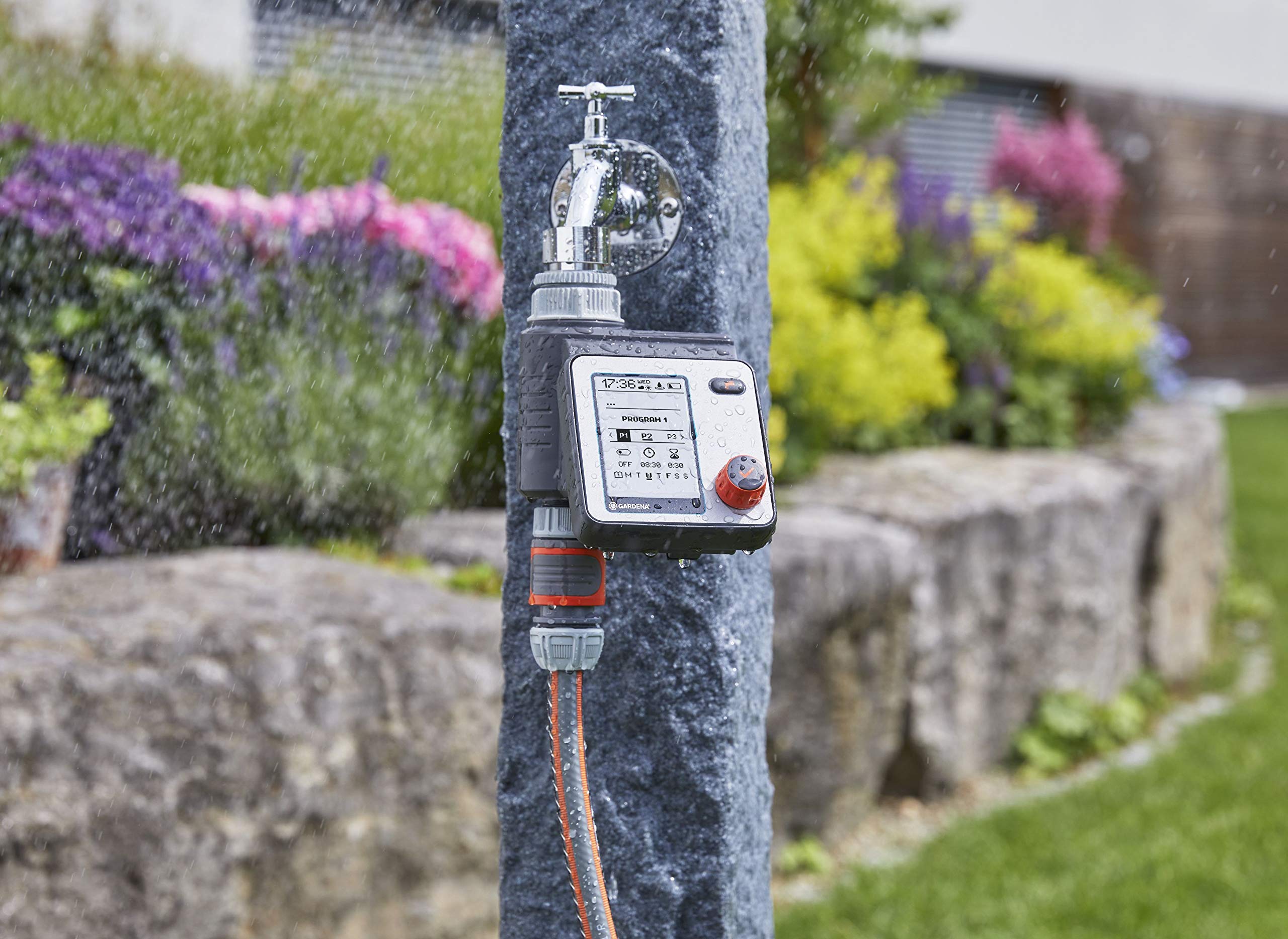 Gardena Bewässerungssteuerung Master: und zeitsparende Bewässerung, 6 Zeitpläne, LCD-Display, Water Now-Funktion & Wasserverteiler Automatic: 6-Wege-Verteiler, Gewinde 3/4“ Außengewinde