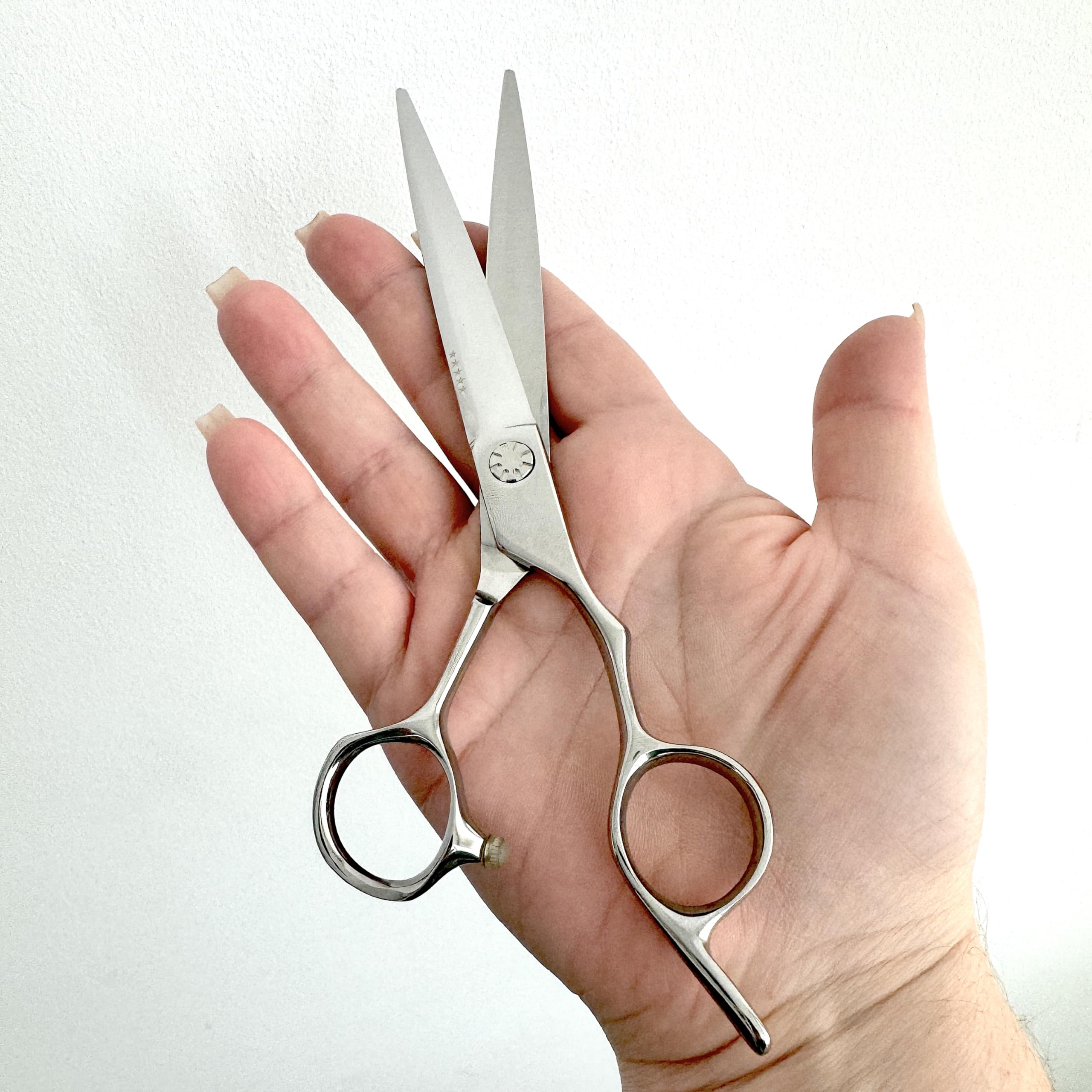 Shogun Master Barber Japanese VG10 Cobalt Steel Barber Scissors, Professional Barber Salon Shear for Hairdressers Barbers - Image 4