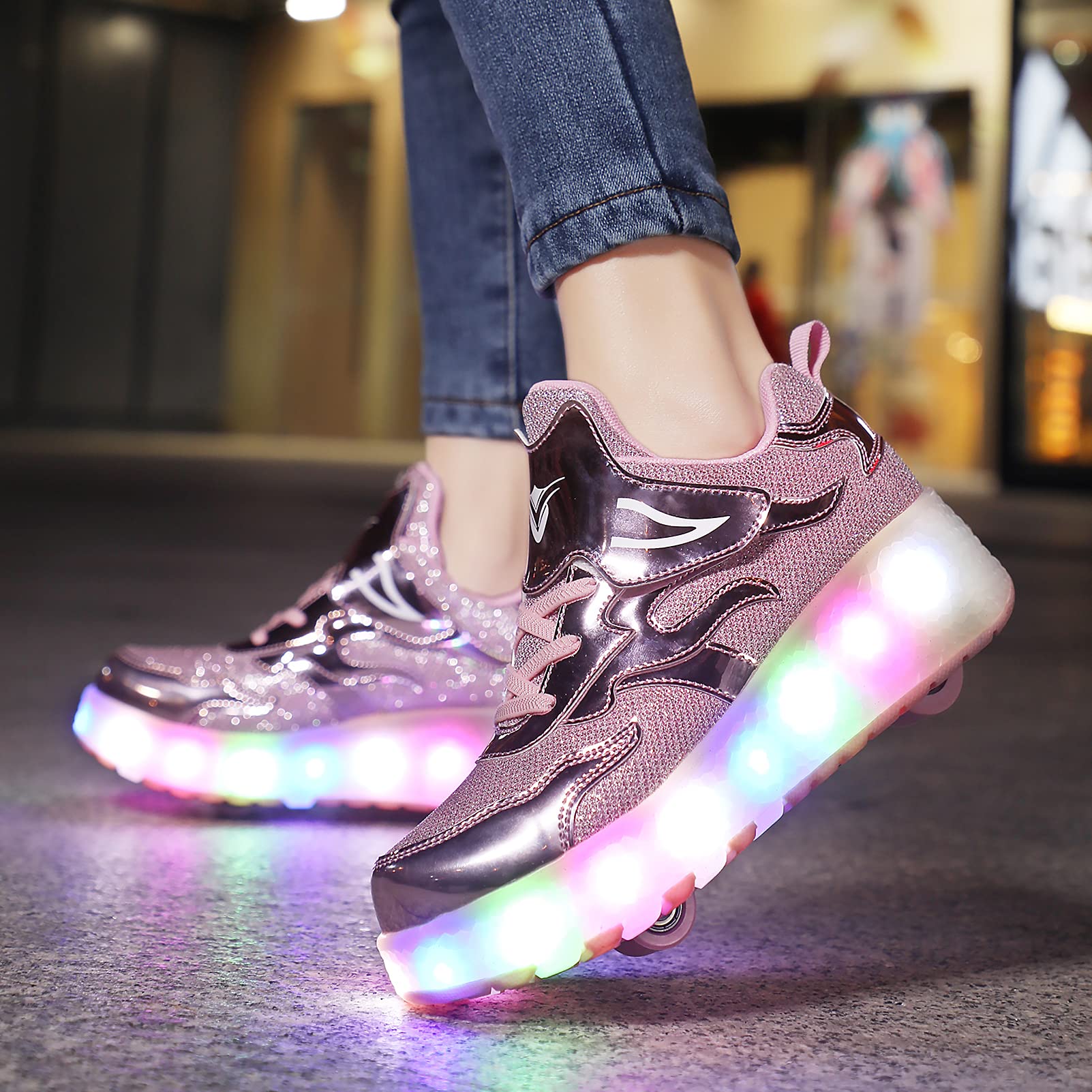 Junge Mädchen LED Leuchtend Schuhe mit Doppelt Rollen Ultraleicht Einziehbar Outdoor Sportschuhe 7 Farbe Farbwechsel Blinkschuhe Skateboardschuhe Gymnastik Sneaker Halloween Weihnachten Karneval