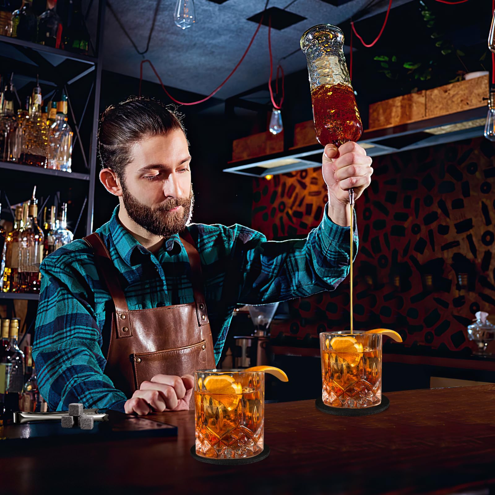 Whisky, Whisky Gläser Set, Whisky Steine Geschenkset, 8 Whiskey Steine & 2 Twisted Whisky Gläser & 2 Untersetzer, Geschenke für Männer