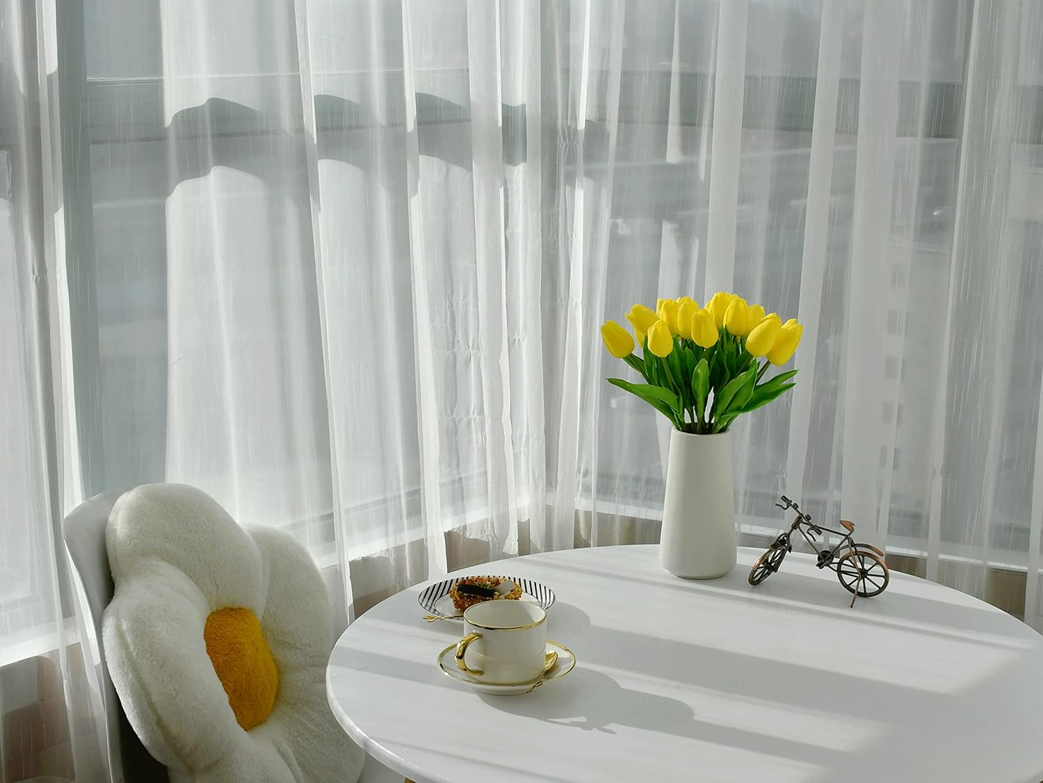 Mandy's Artificial Tulips 20 Stems Yellow PU Faux Flowers for Valentine's Day and Easter Decorations Wedding Home Decor 13.5 Inch - Image 7