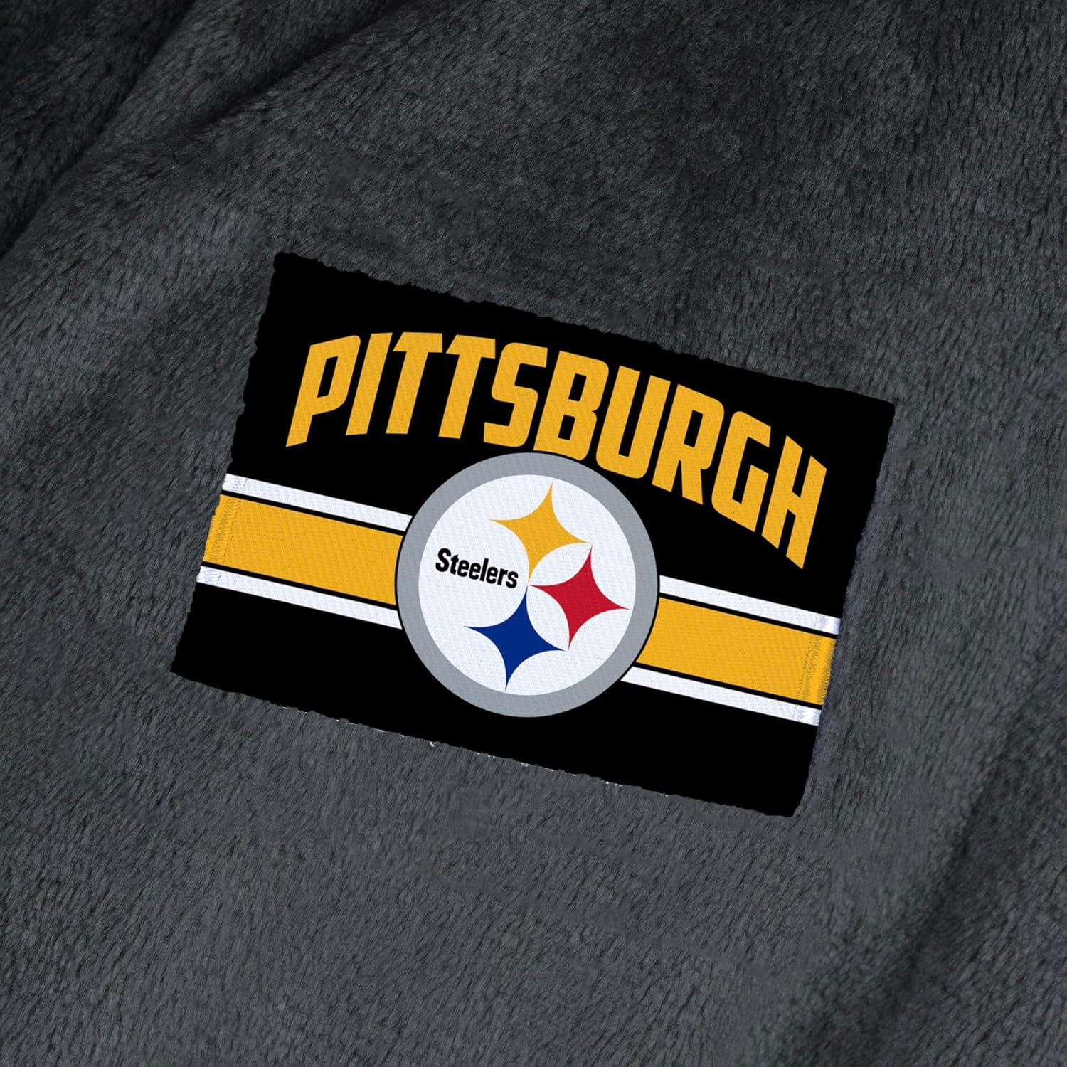 Northwest NFL Pittsburgh Steelers Silk Touch Bath Robe, Large/X-Large, Rollout Black