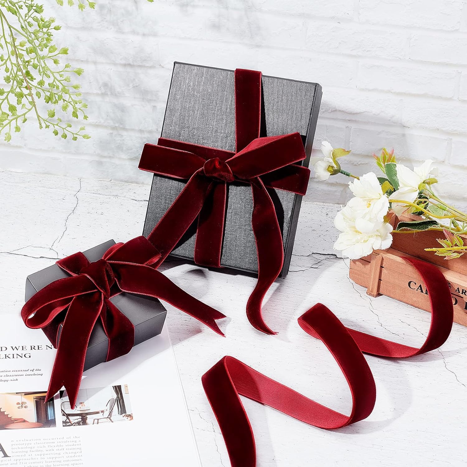 arricraft Circa 18 m di Nastro di Velluto A Lato Singolo, Rotolo di Nastro di Raso Rosso Scuro Largo 25 mm per Confezioni Regalo di Nozze Fiocchi per Capelli Organizzazione Decorazione per La Casa