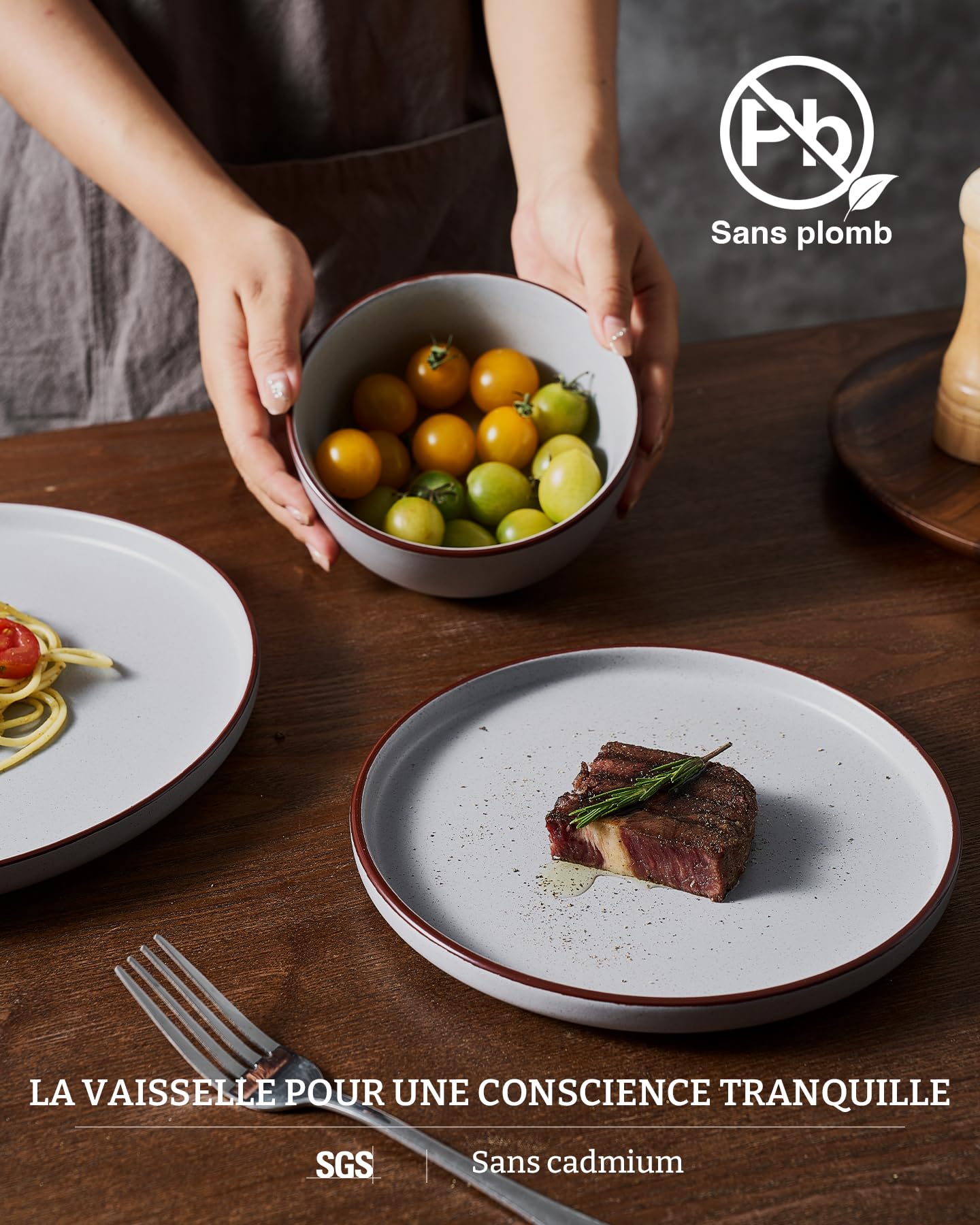 Richmount Mercury Service de Table 12 Pièces, Céramique pour 4 Personnes avec Assiettes et Bols, Micro-ondes et Lave-vaisselle, Gris Clair