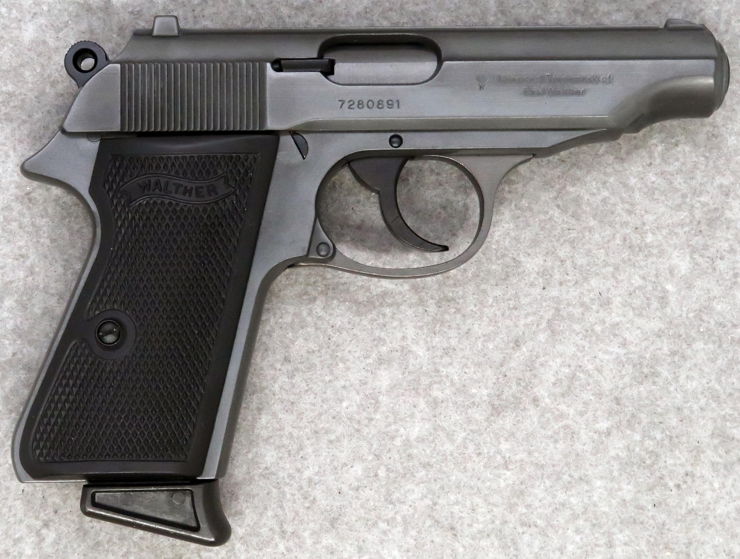 WALTHER P-38 マルシン工業 sddefault.jpg
