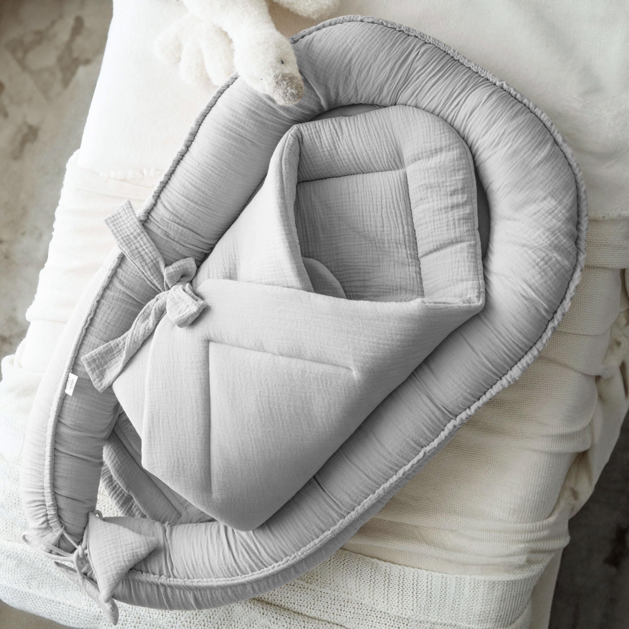 PaLulli® Set 2in1 Babynest und Einschlagdecke, 100% Musselinn, Baby Nestchen Set, Babynestchen - Baby Erstausstattung Babynestchen Neugeborene, Babynester Junge - mädchen (Grau)