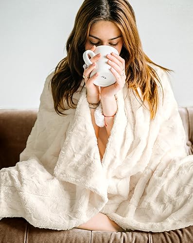 Manta de piel sintética doble suave, color marfil grande  crema, súper suave, acogedora felpa mullida y comodidad Minky. 65 x 50 pulgadas