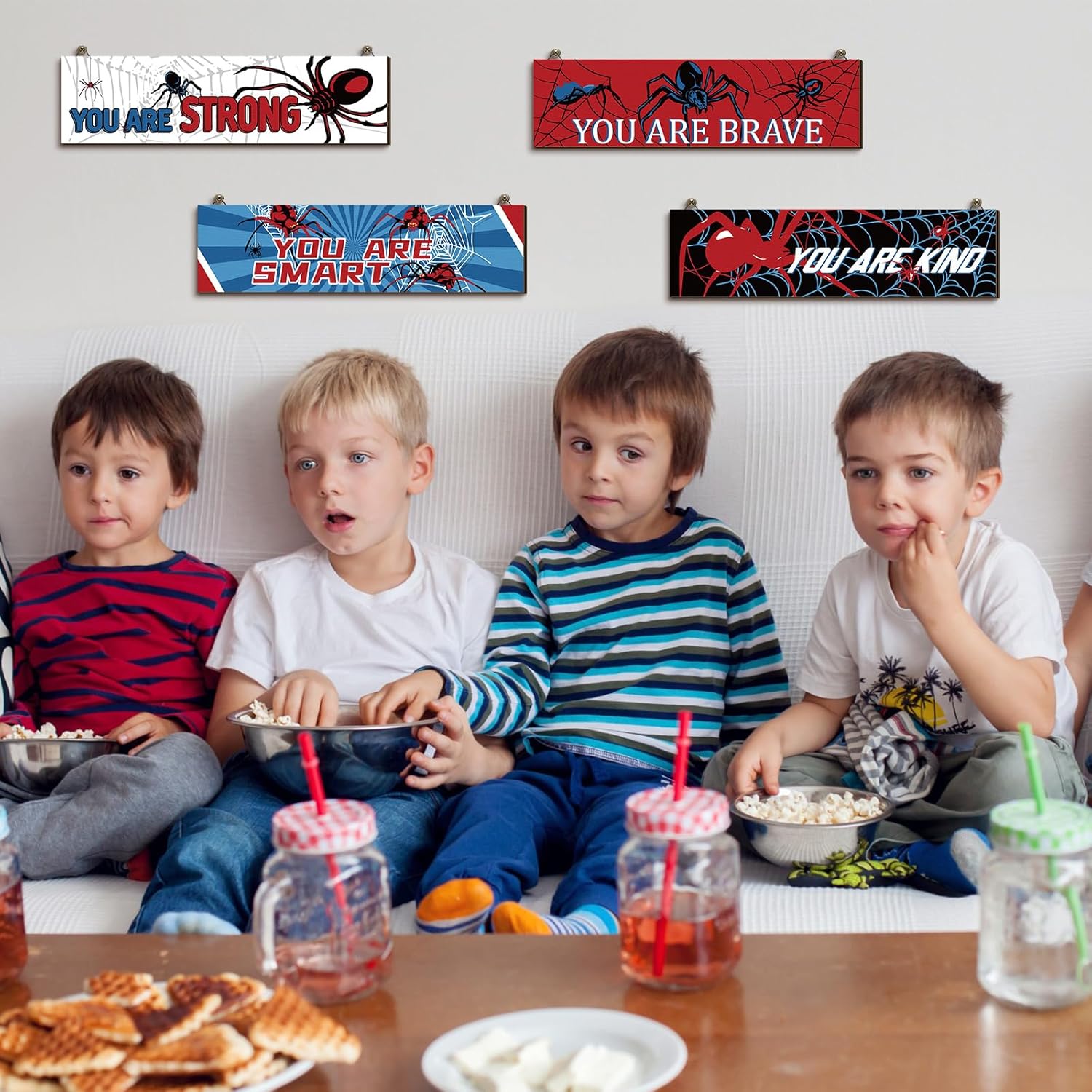 Geetery 4 Pcs Spider Room Decor Bedroom Boys Wall Decor Inspirational Wall Decoration Wooden Art Prints for Boys Kids Children Home Indoor Decoration Toddler Room Sign Birthday Gifts You Are Smart, 3.15 x 11.81 Inch