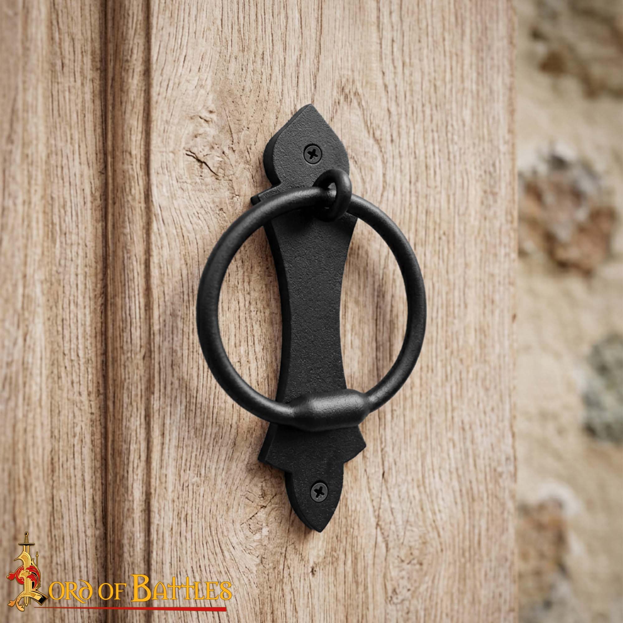 Lord of Battles Handgeschmiedeter Türklopfer aus Eisen, stabiler Ring-Türklopfer, perfekt für Vintage-Holz-Scheunentüren, Tore, Zaun, Schloss und Bauernhaus, mattschwarz, pulverbeschichtet