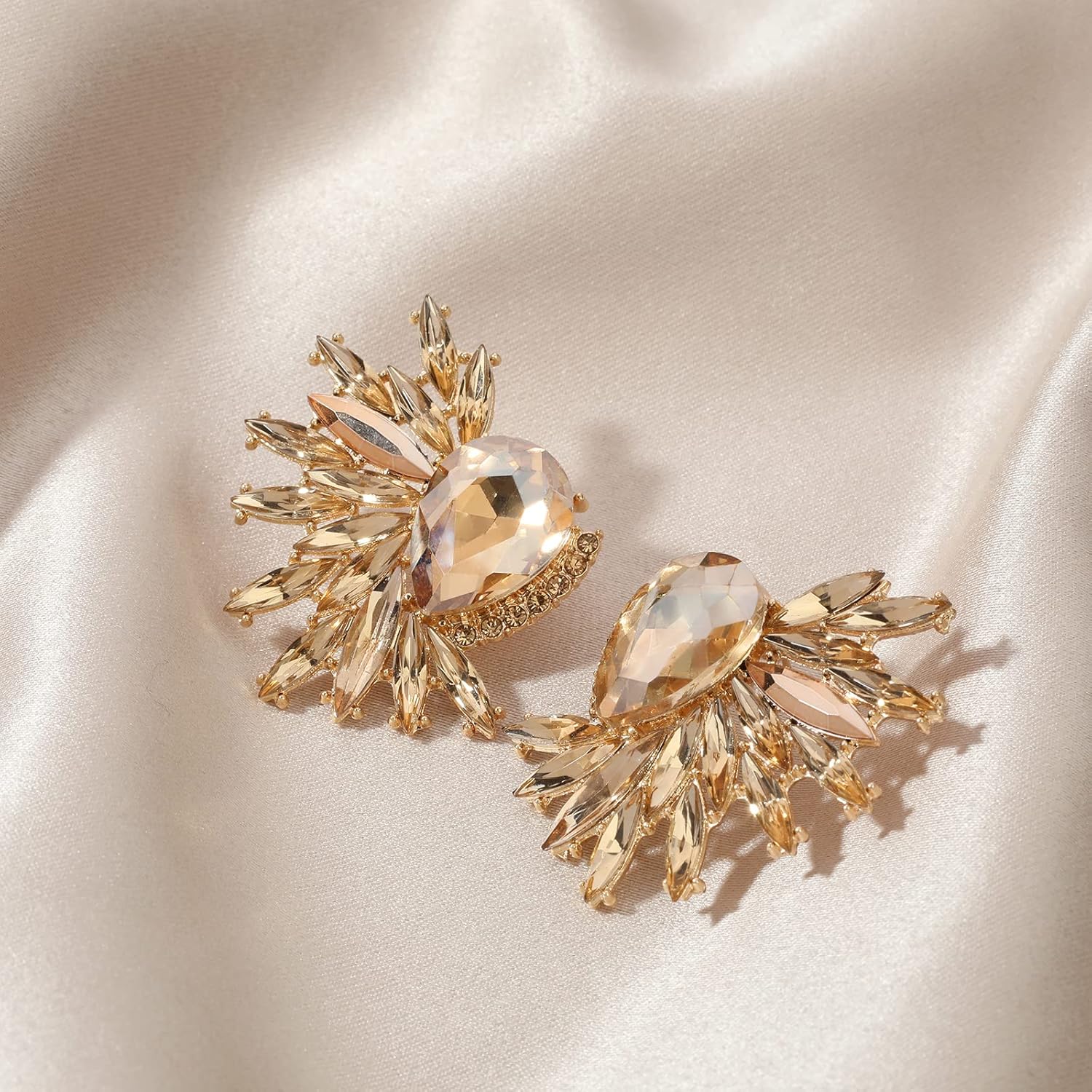 Vintage Rhinestone Statement Earrings Retro Fancy Big Crystal Cluster Drop Dangle Earrings for Women Prom - Image 6