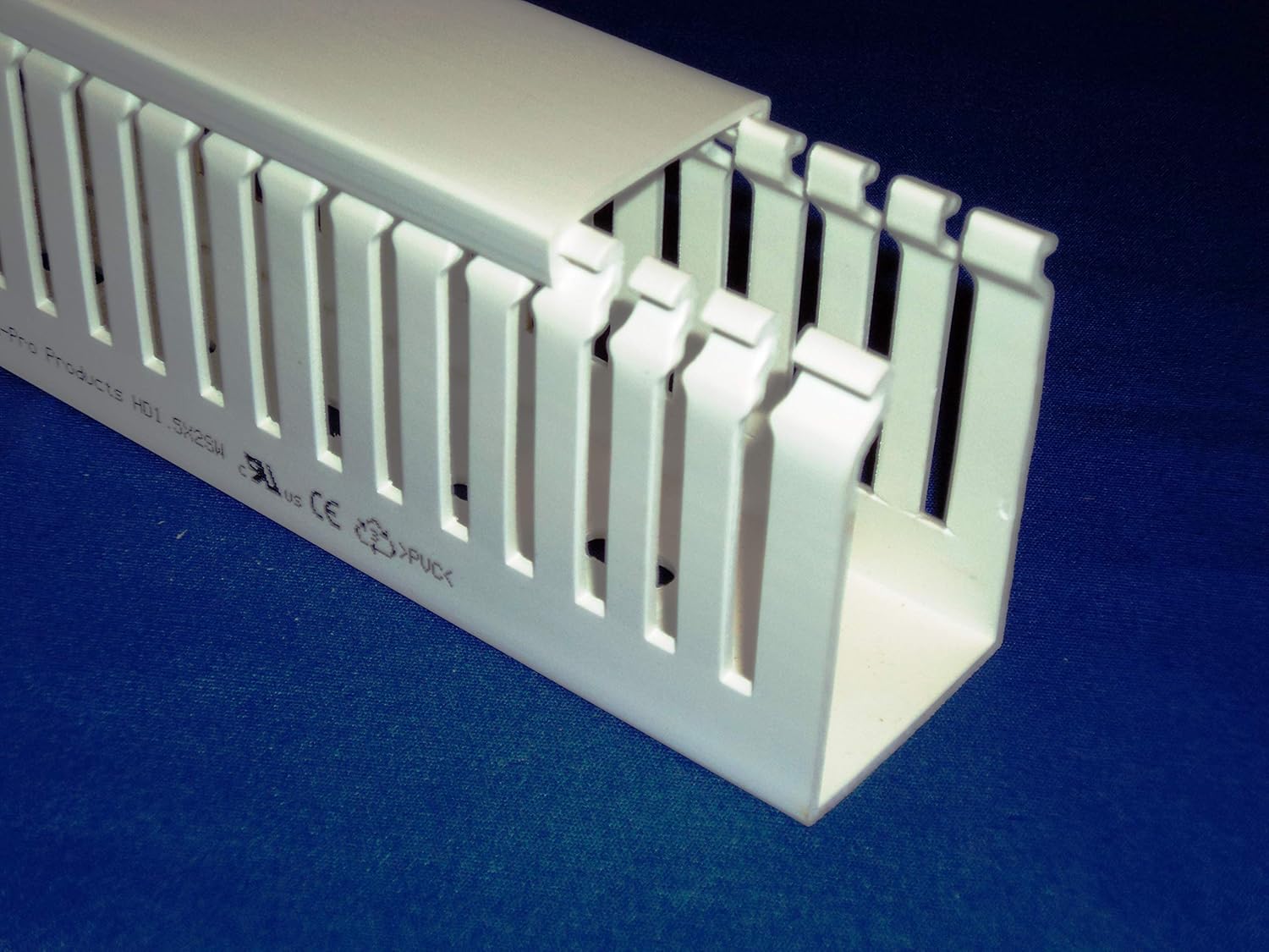 MachinePro Products 1 1/2 x 2Inch Open Slot Finger Wiring