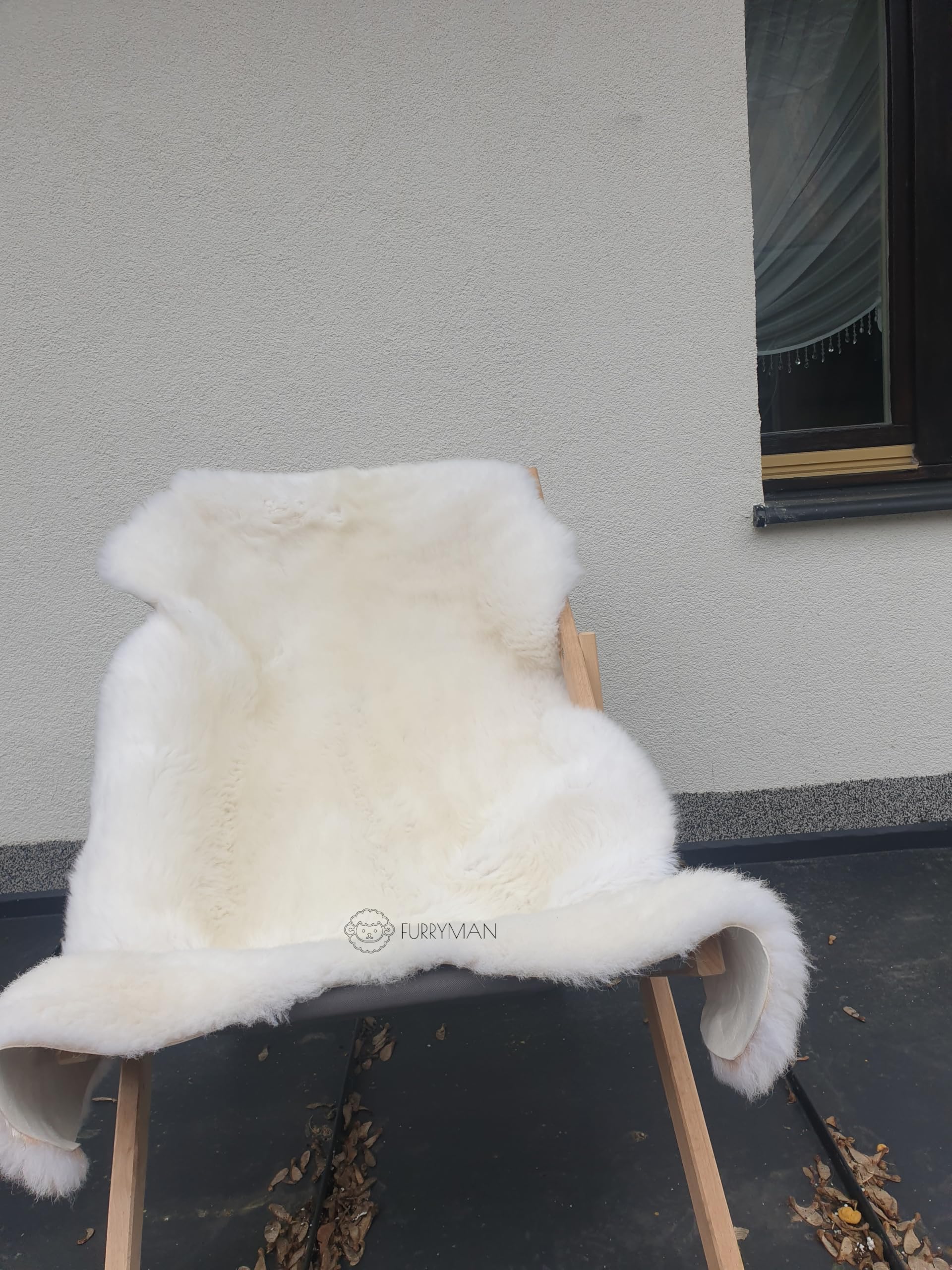 Natürliche Lammfell Weiß mittel ca. 110x55 cm mit kurzem Fell (3 cm) - Schaffelle ohne Chrom - Lammschaffell - natürliches Lammfell – Naturfell