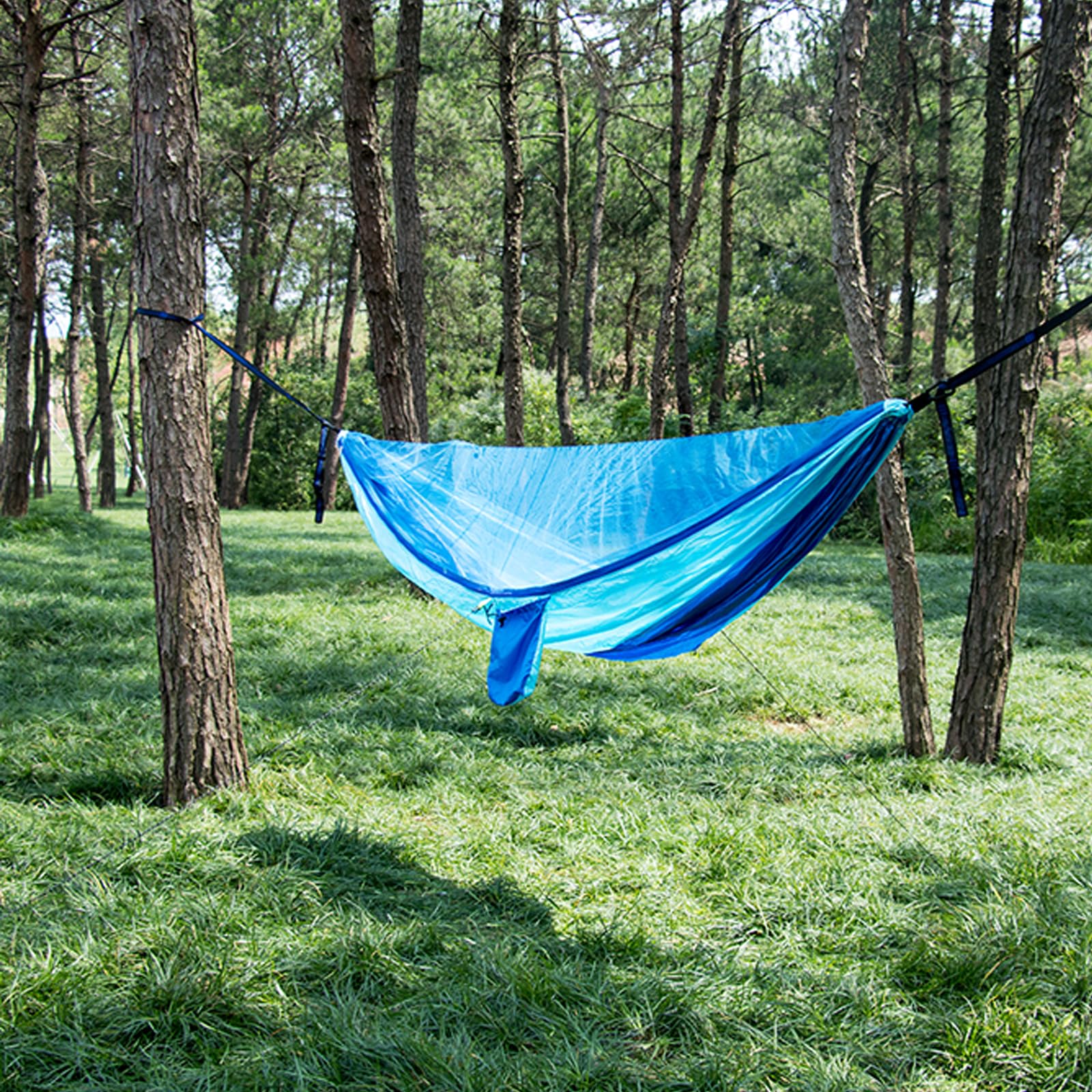 Hamac de camping avec moustiquaire, hamac de voyage portable pour une utilisation en extérieur, capacité maximale de 300 kg, hamac multi-personnes pour randonnée, randonnée et voyage