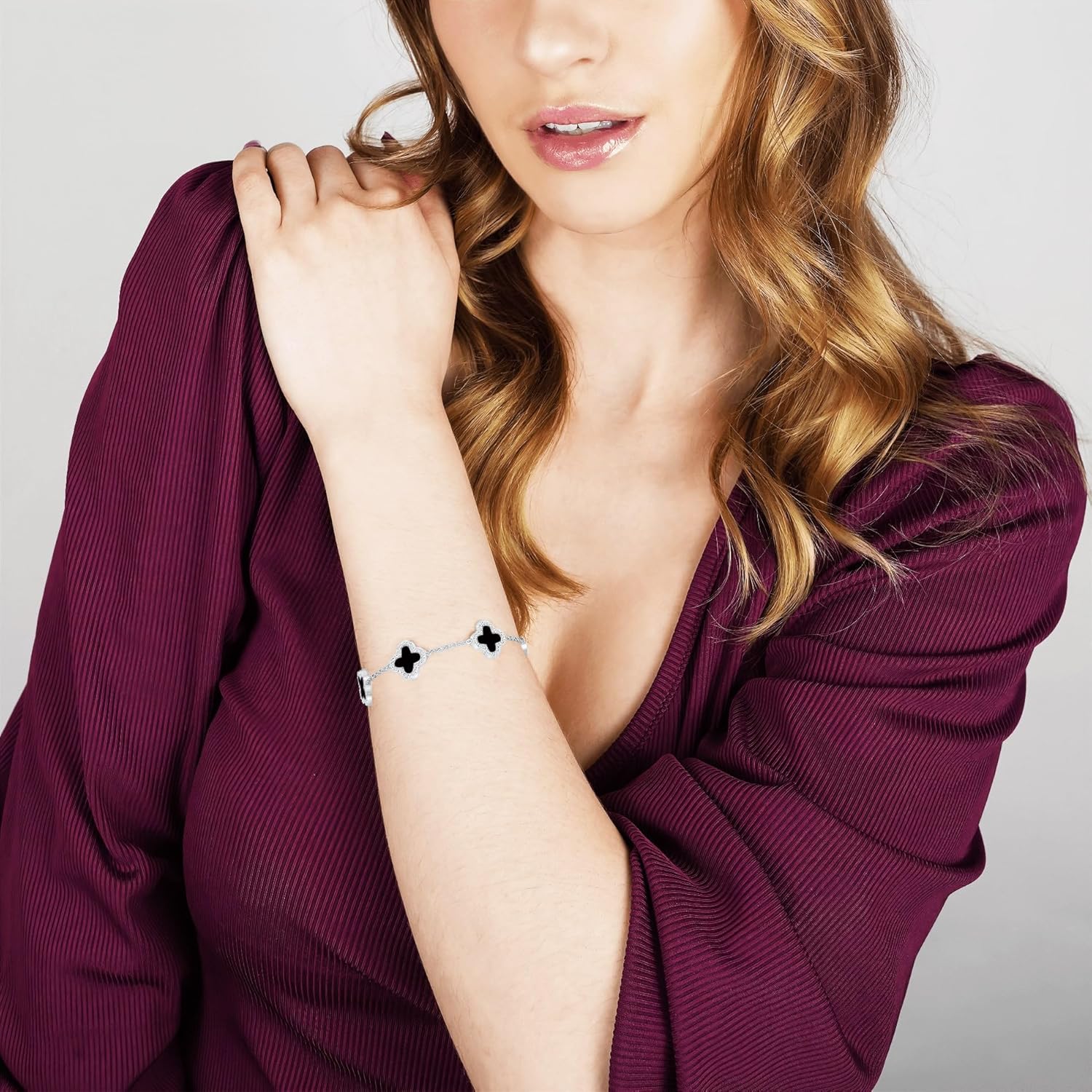 SHINYY Four Leaf Clover Bracelet for Women | 18K Gold Plated Cubic Zirconia Link Bracelet | 4 Leaf Lucky Jewelry Gift for Her - Image 3