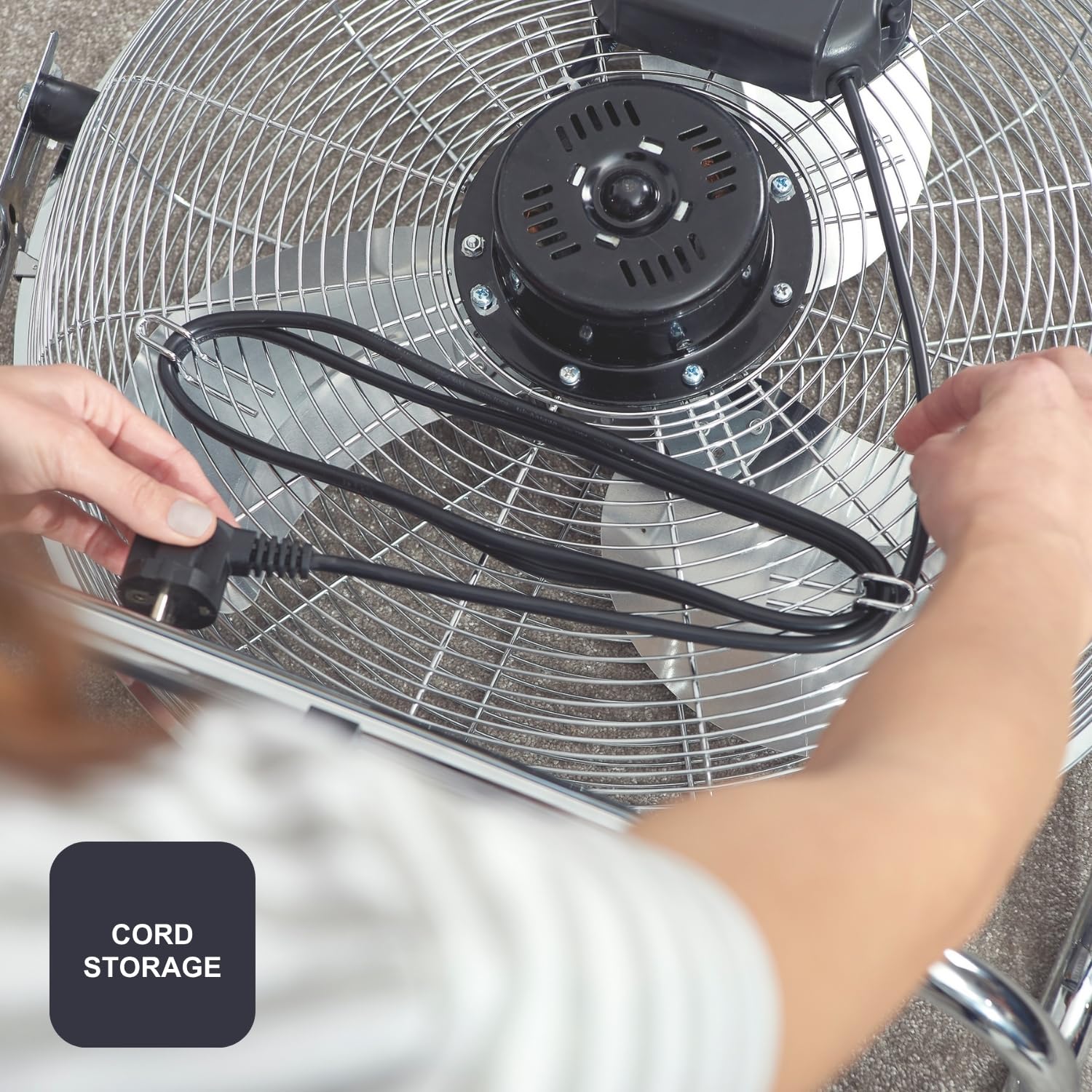 Black+Decker – Ventilador Circulador de Aire 120W | Diámetro 45 cm | Aspas Aluminio | 3 Velocidades | Rejilla Orientable | Estabilidad Total | Metálico