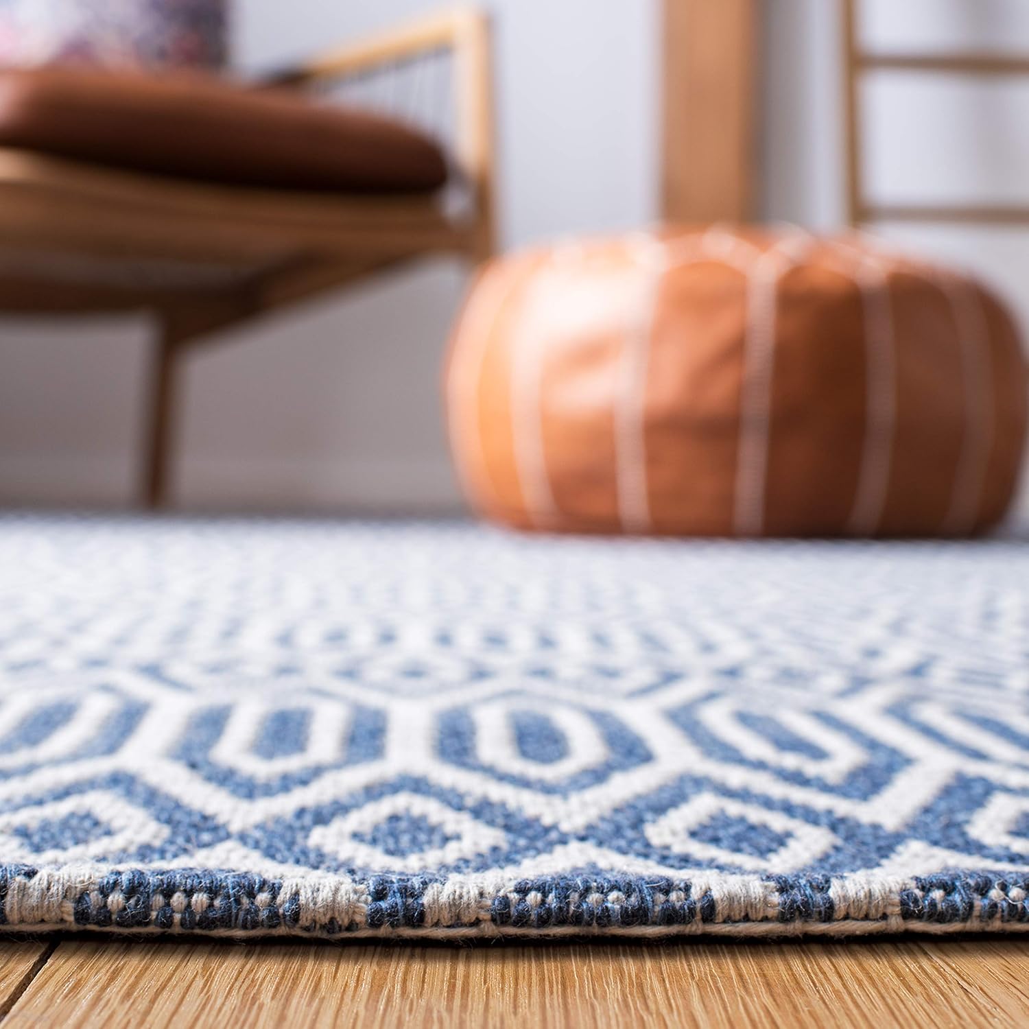 Martha Stewart x SAFAVIEH Area Rug Collection - 9' x 12', Blue & Grey, Flat Weave Cotton, Ideal for Living Room, Bedroom, Office, Dining Space (MSR405M)