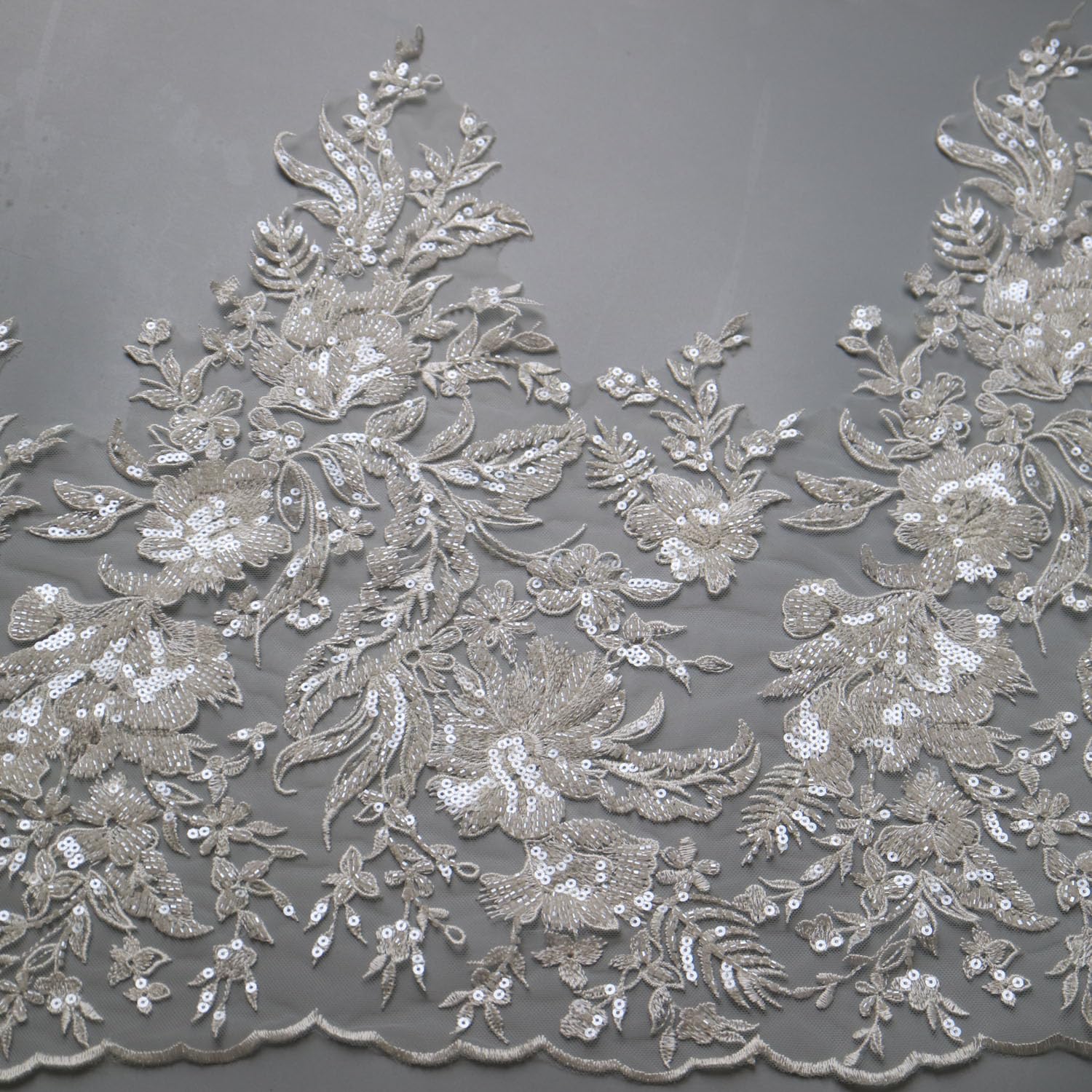 【jun ashida】★フリルレースジャケット★グレー★ラインストーン★上品 jun ashida】☆フリルレースジャケット☆グレー☆ラインストーン