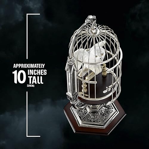 Miniatura 4 de The Noble Collection Harry Potter Hedwig miniatura en jaula – Escultura de búho nevado de resina en pedestal de metal y madera – Set de película con
