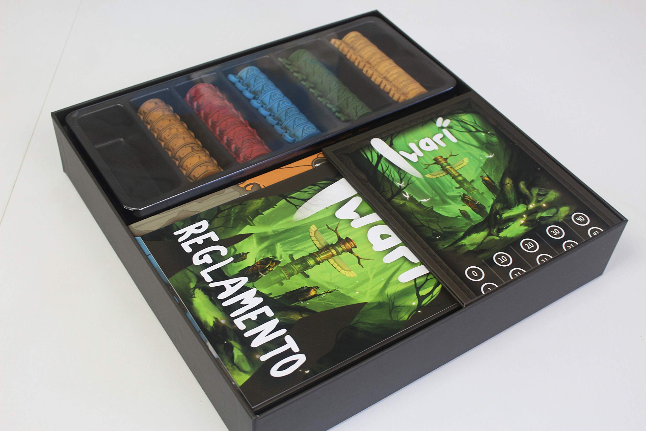 TCG Factory IWARI Juego de mesa para 2 a 5 jugadores. A partir de 14 años de edad. Perfecto para iniciarse en los juegos de mesa modernos.